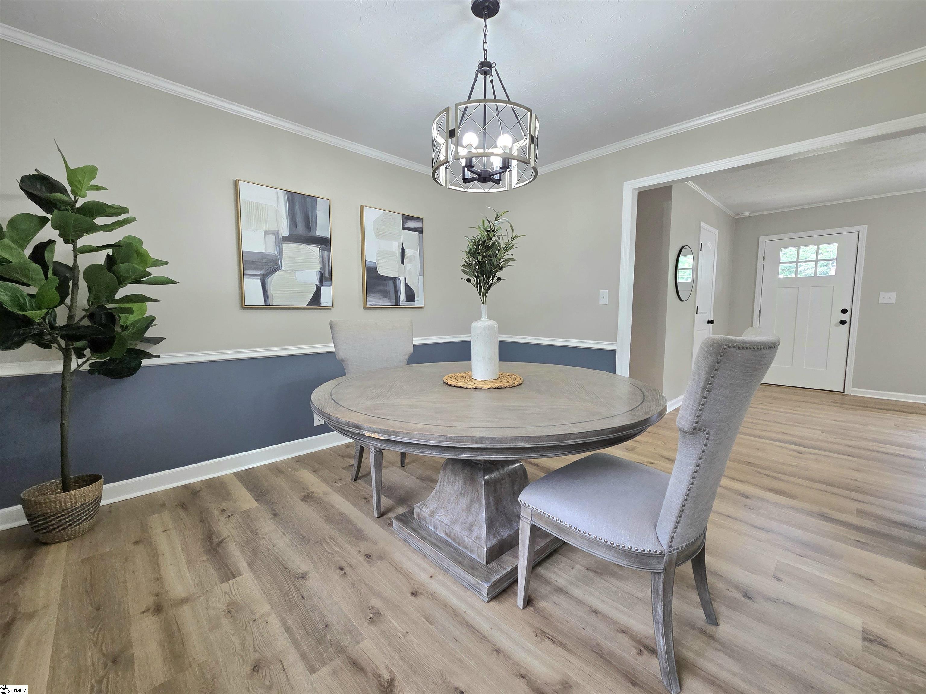 124 Forestdale Drive Taylors, SC 29687