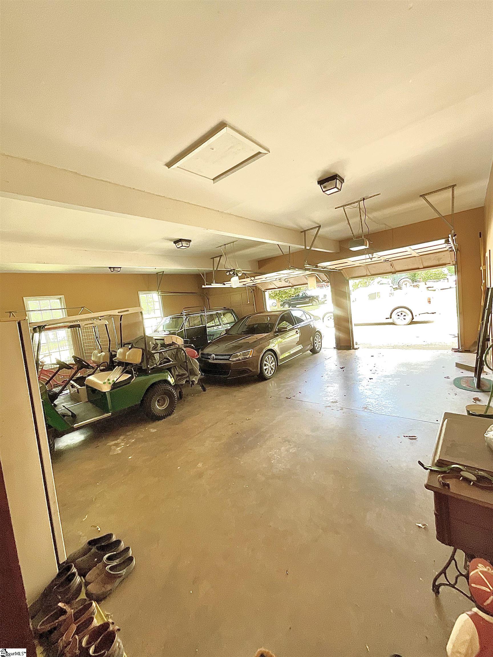 390 Blakely Avenue Piedmont, SC 29673-9309