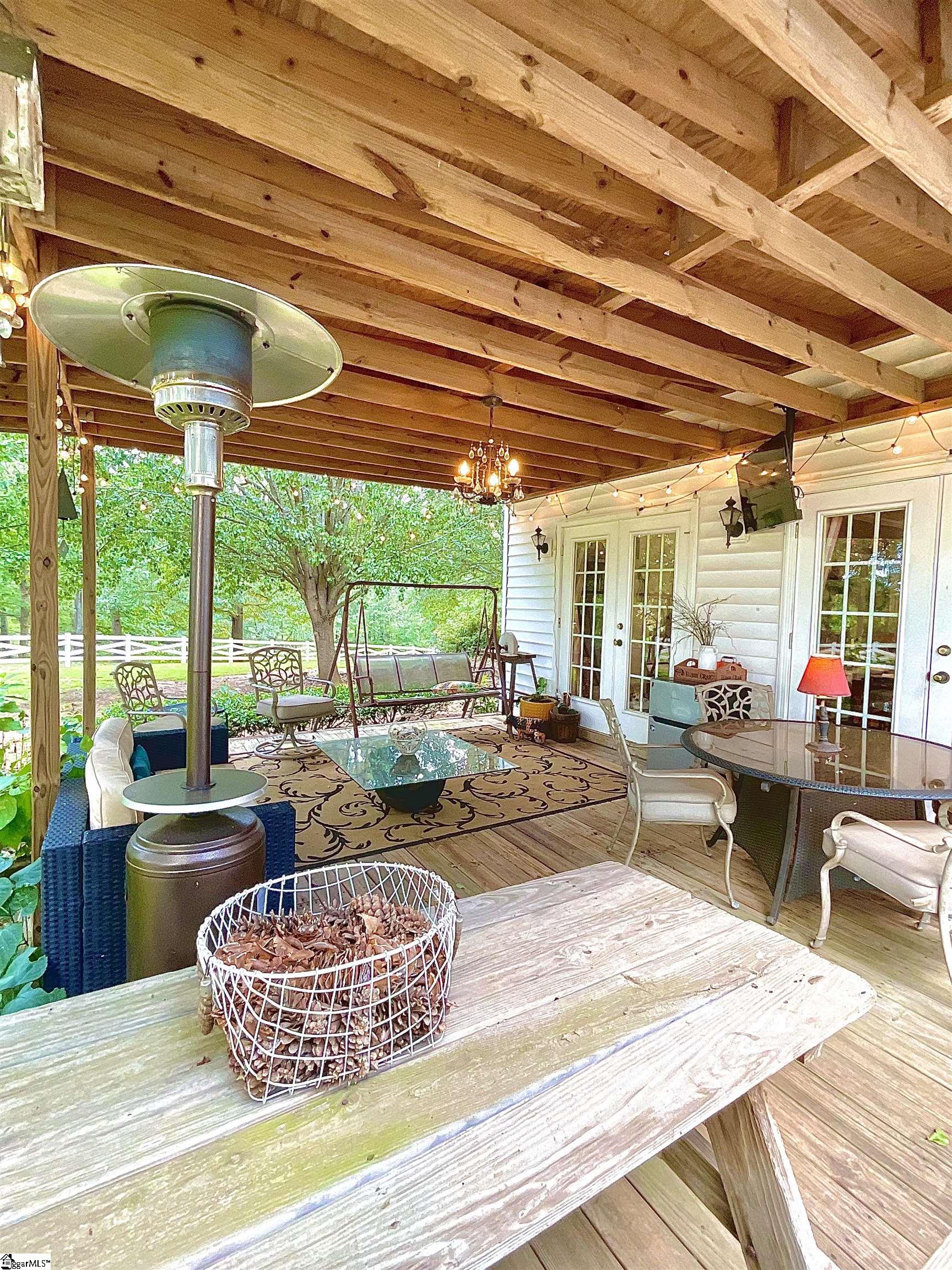 390 Blakely Avenue Piedmont, SC 29673-9309