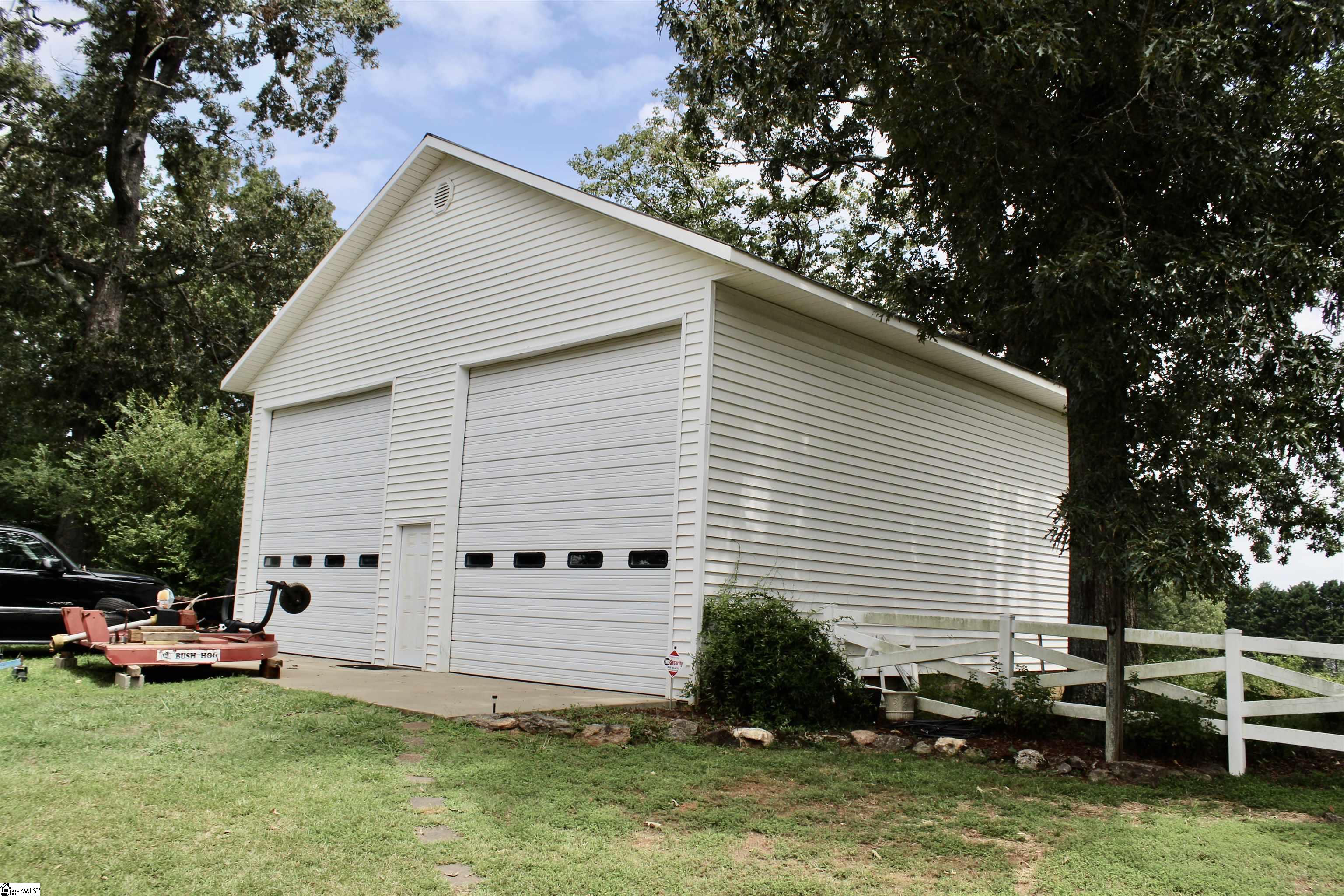 390 Blakely Avenue Piedmont, SC 29673-9309