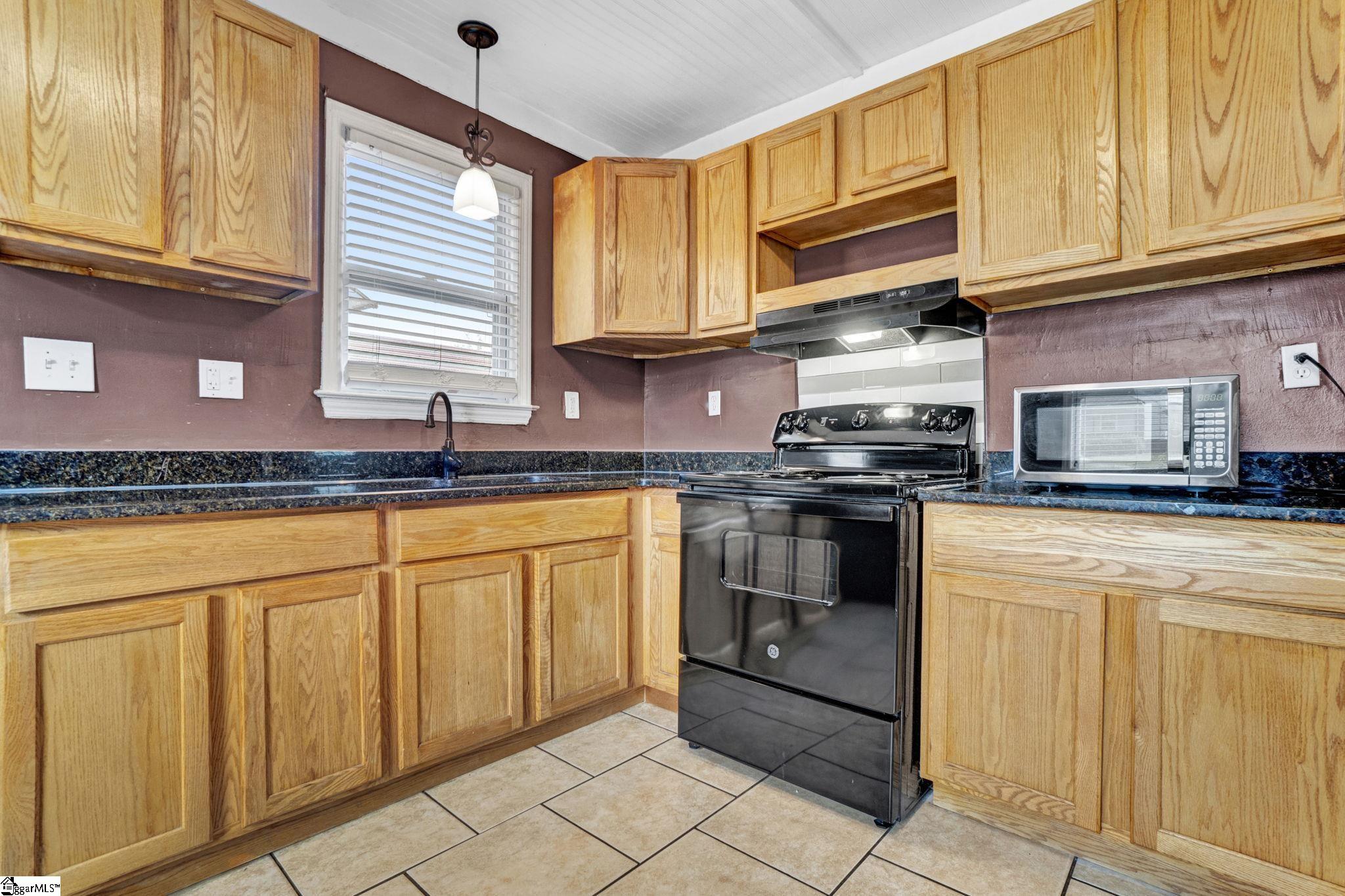 300 N Adair Street Clinton, SC 29325