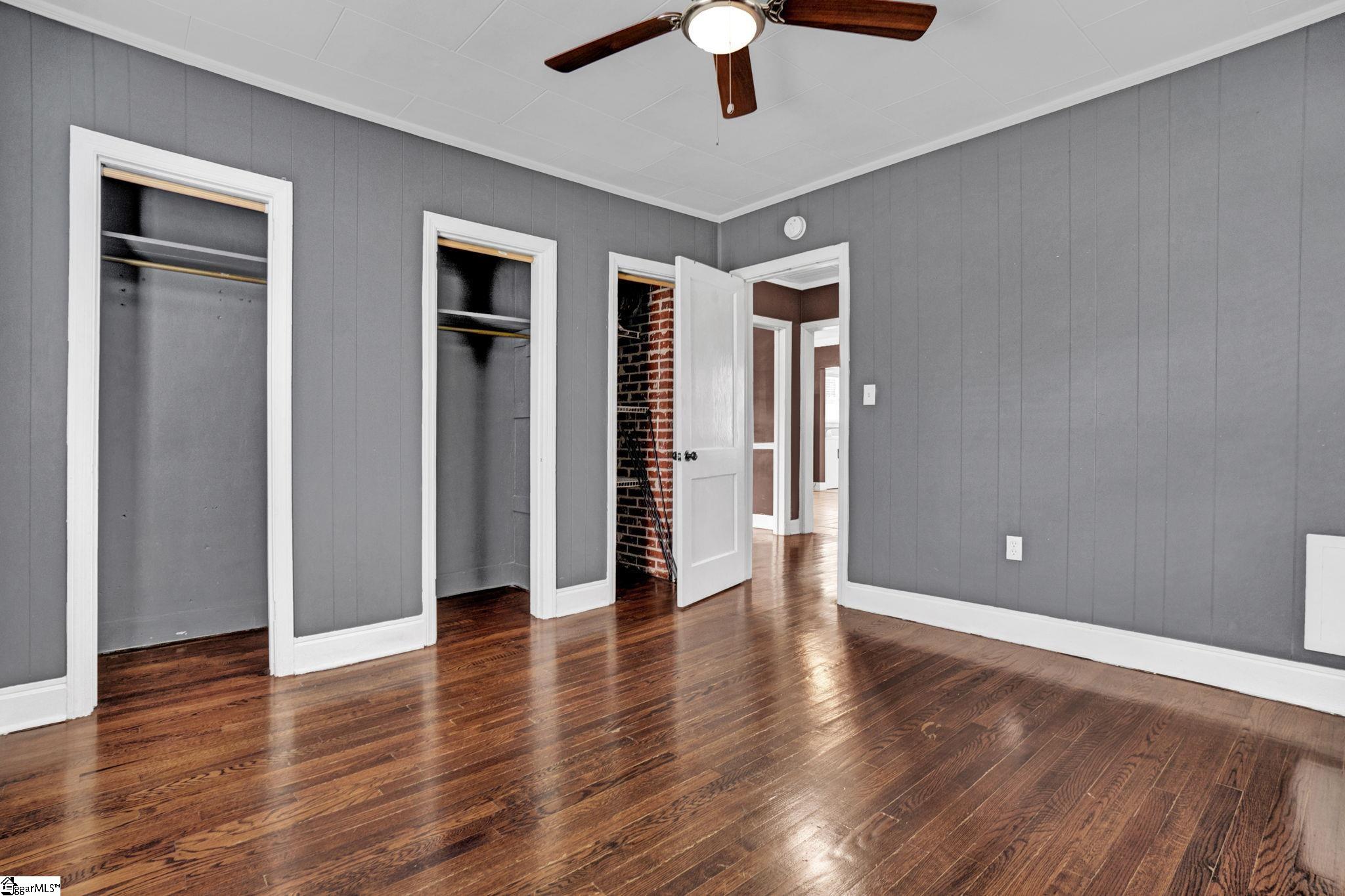 300 N Adair Street Clinton, SC 29325