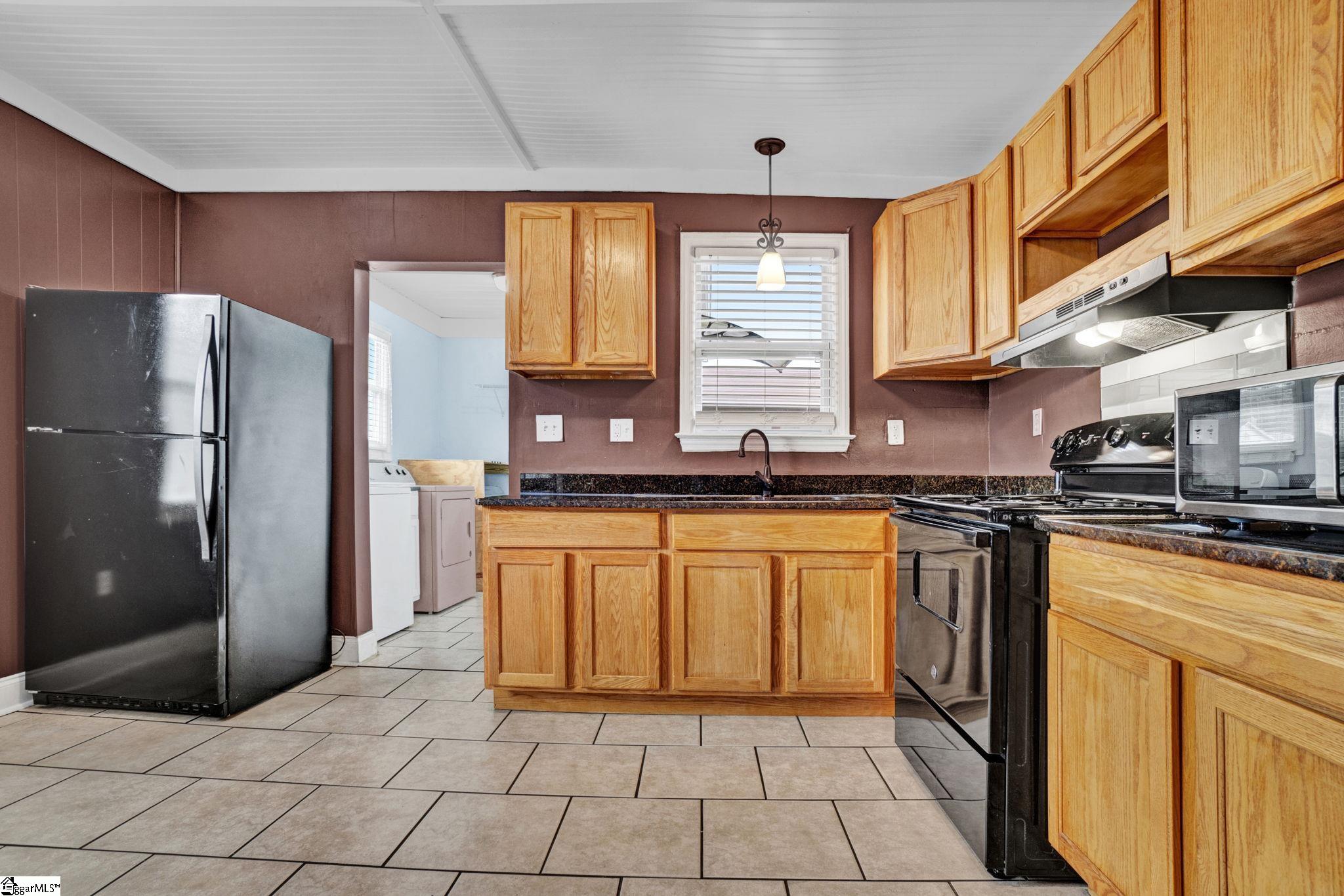 300 N Adair Street Clinton, SC 29325