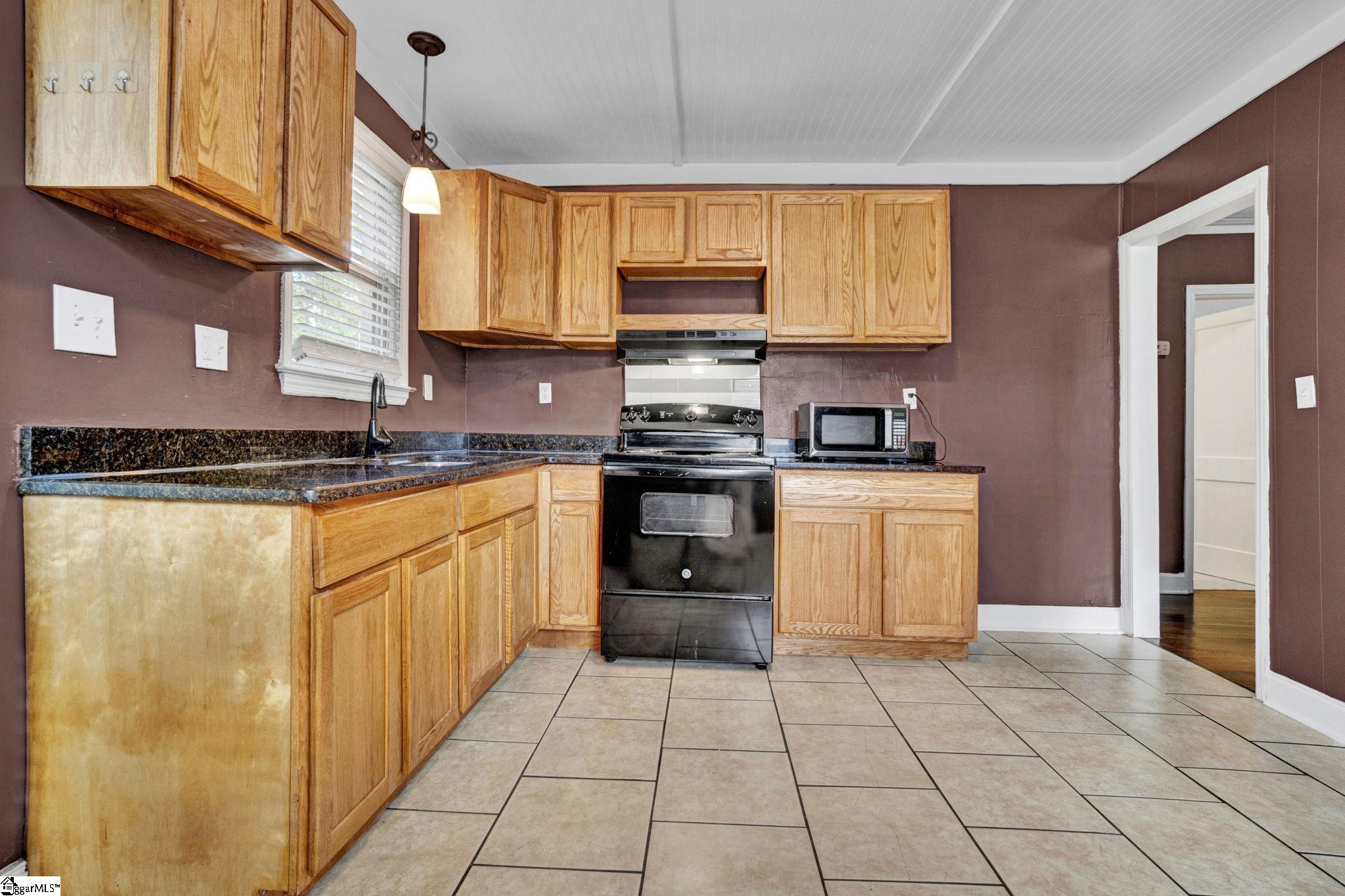 300 N Adair Street Clinton, SC 29325