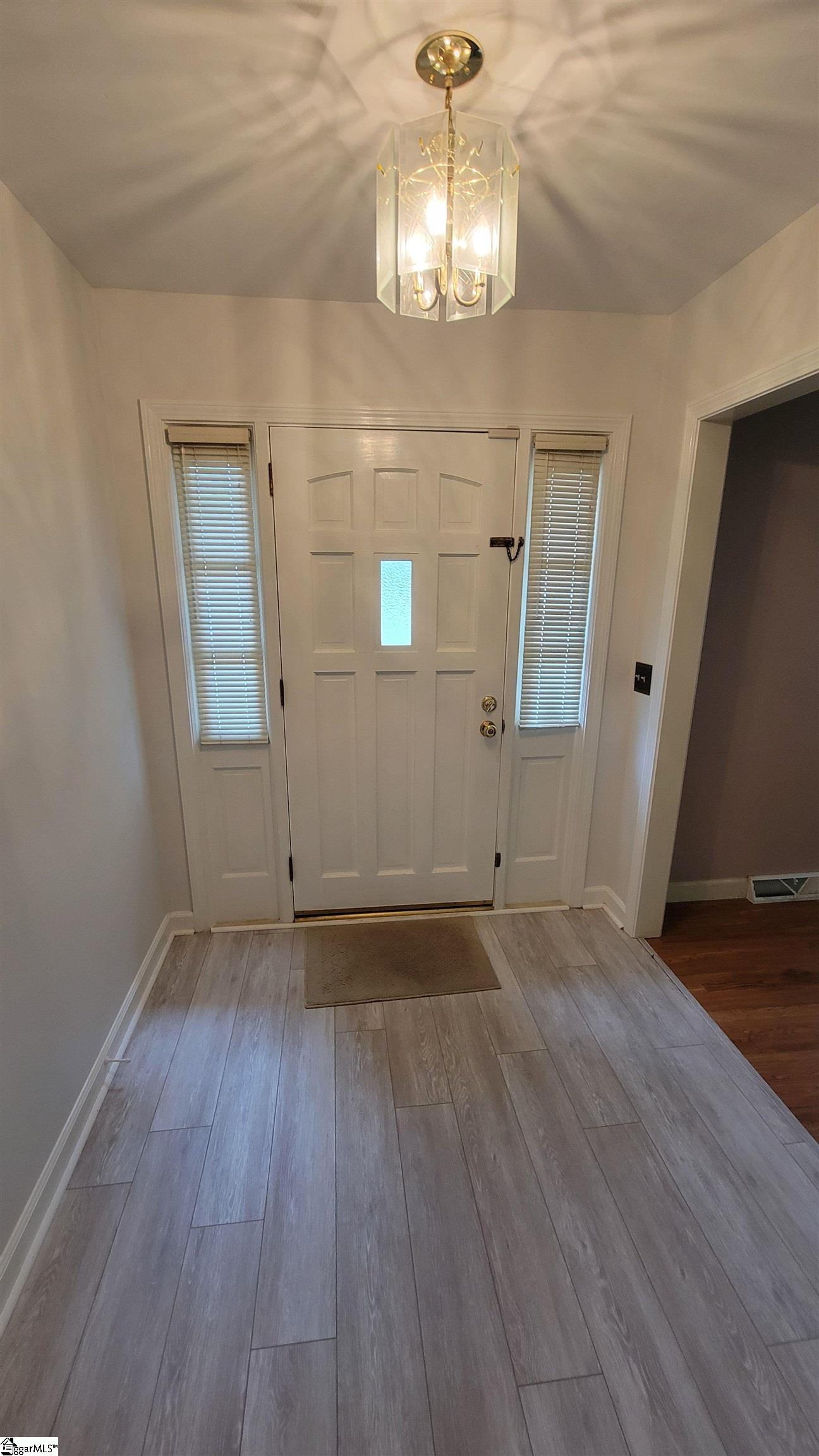 13 Sherevewood Drive Taylors, SC 29687