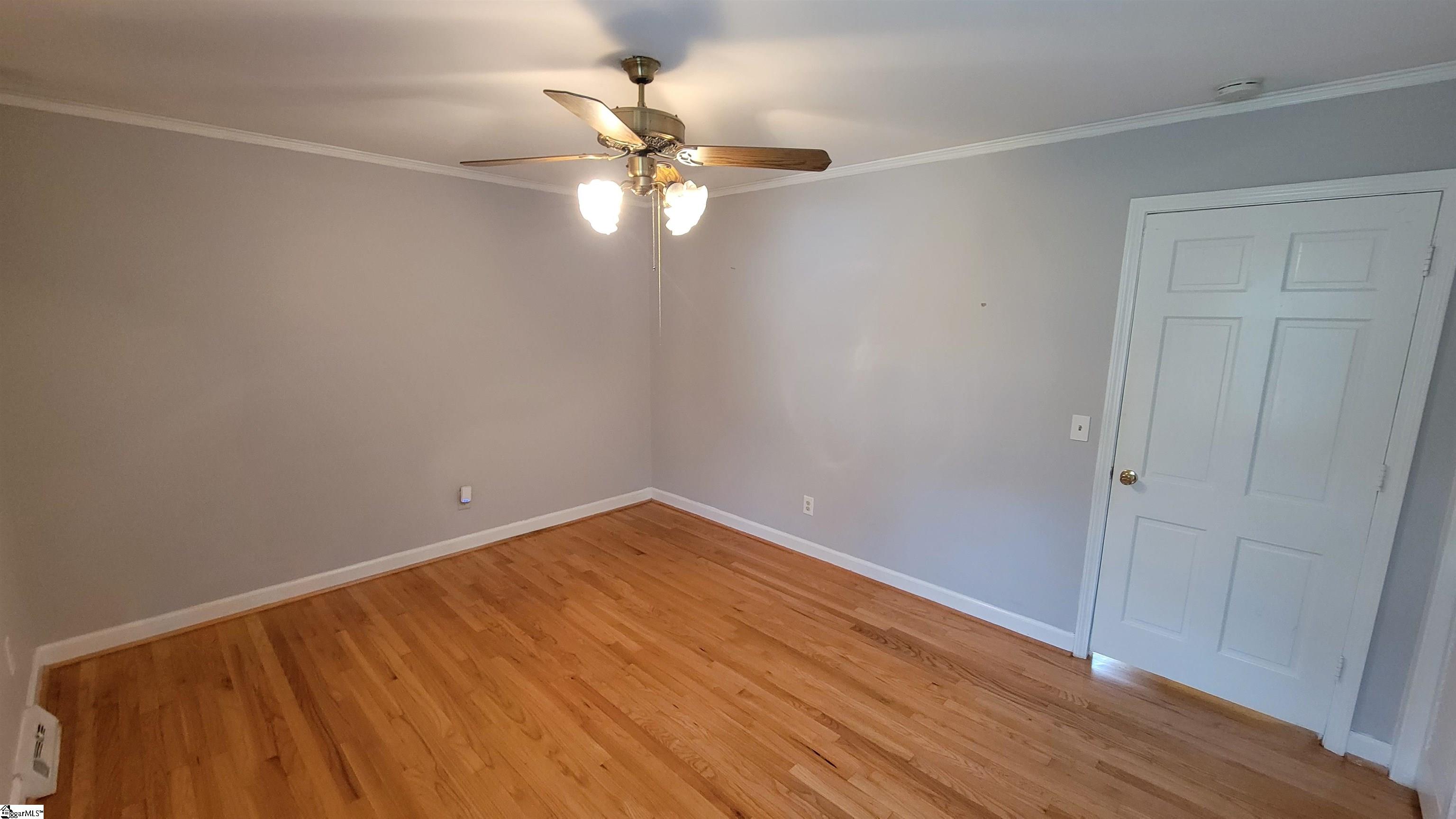 13 Sherevewood Drive Taylors, SC 29687