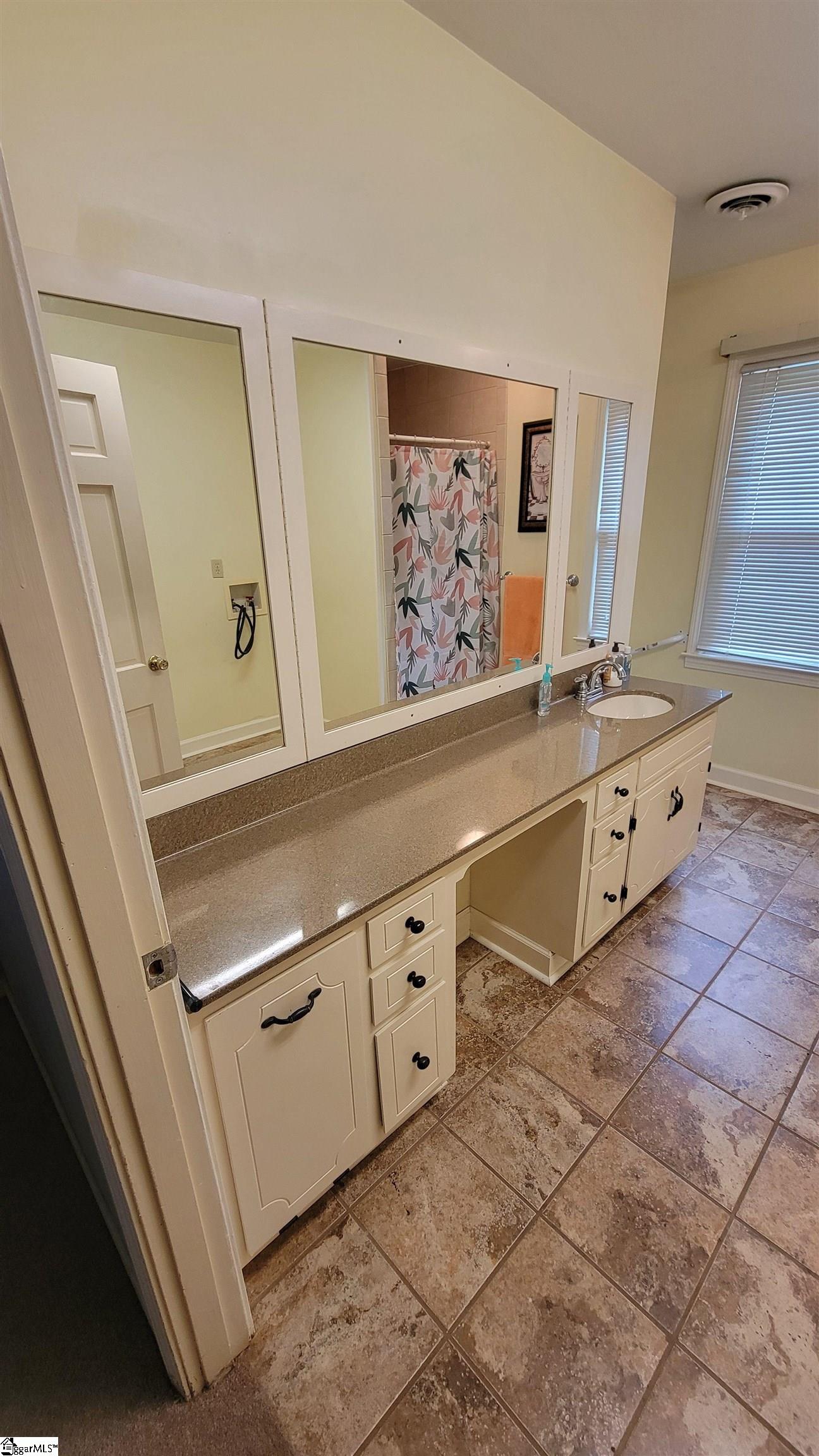 13 Sherevewood Drive Taylors, SC 29687