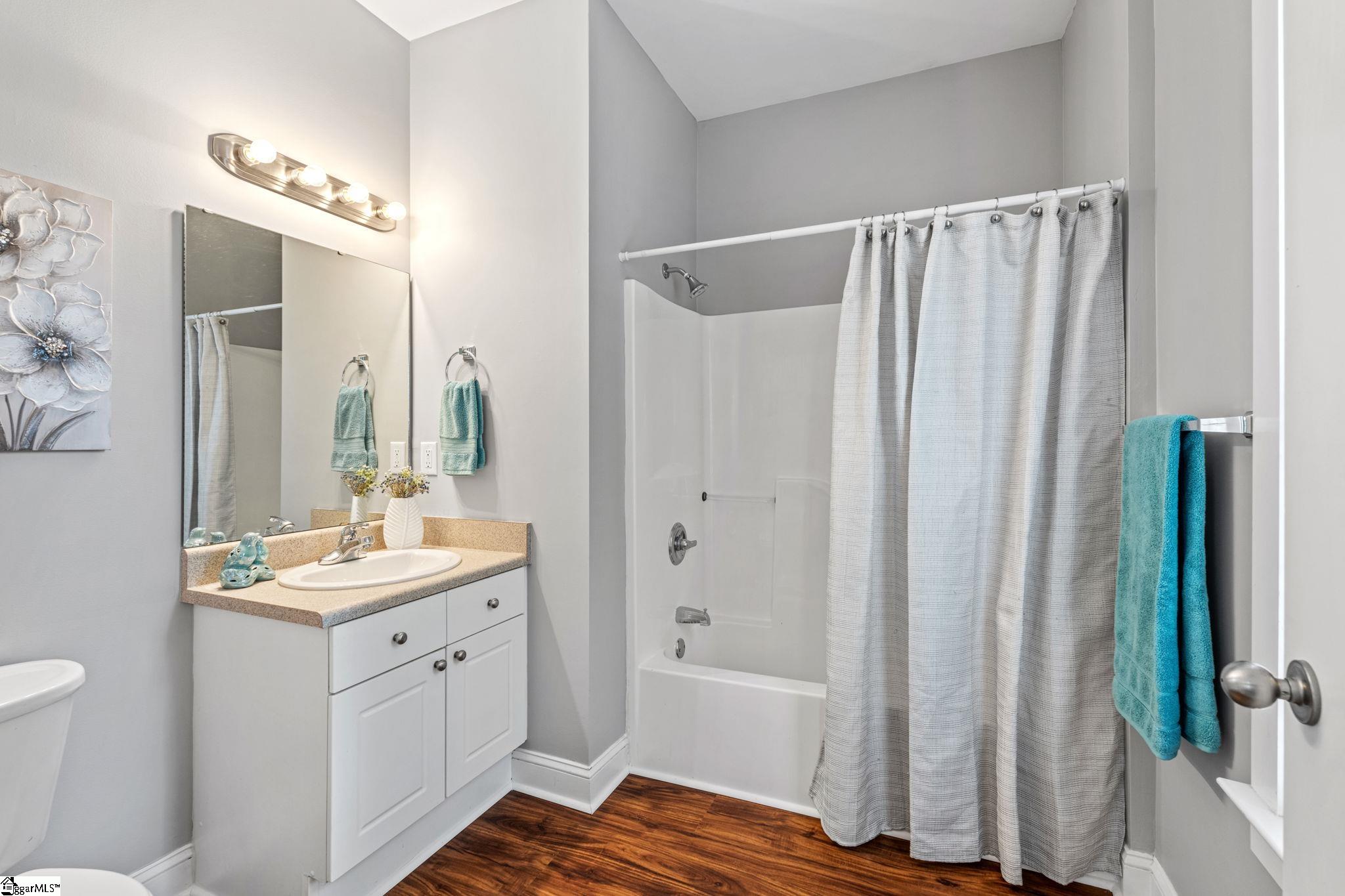 10B Oakhurst Avenue Greenville, SC 29609