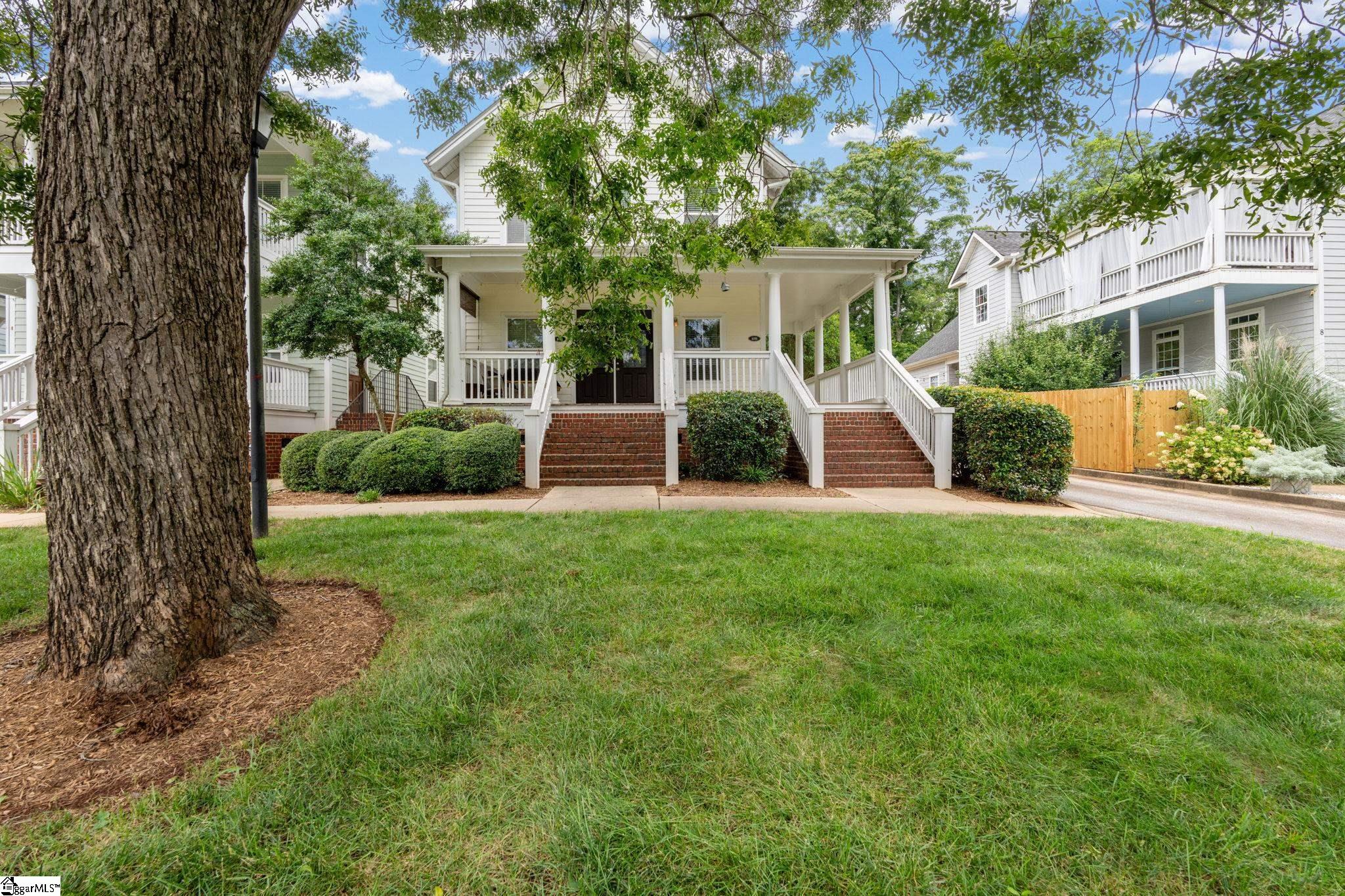 10B Oakhurst Avenue Greenville, SC 29609