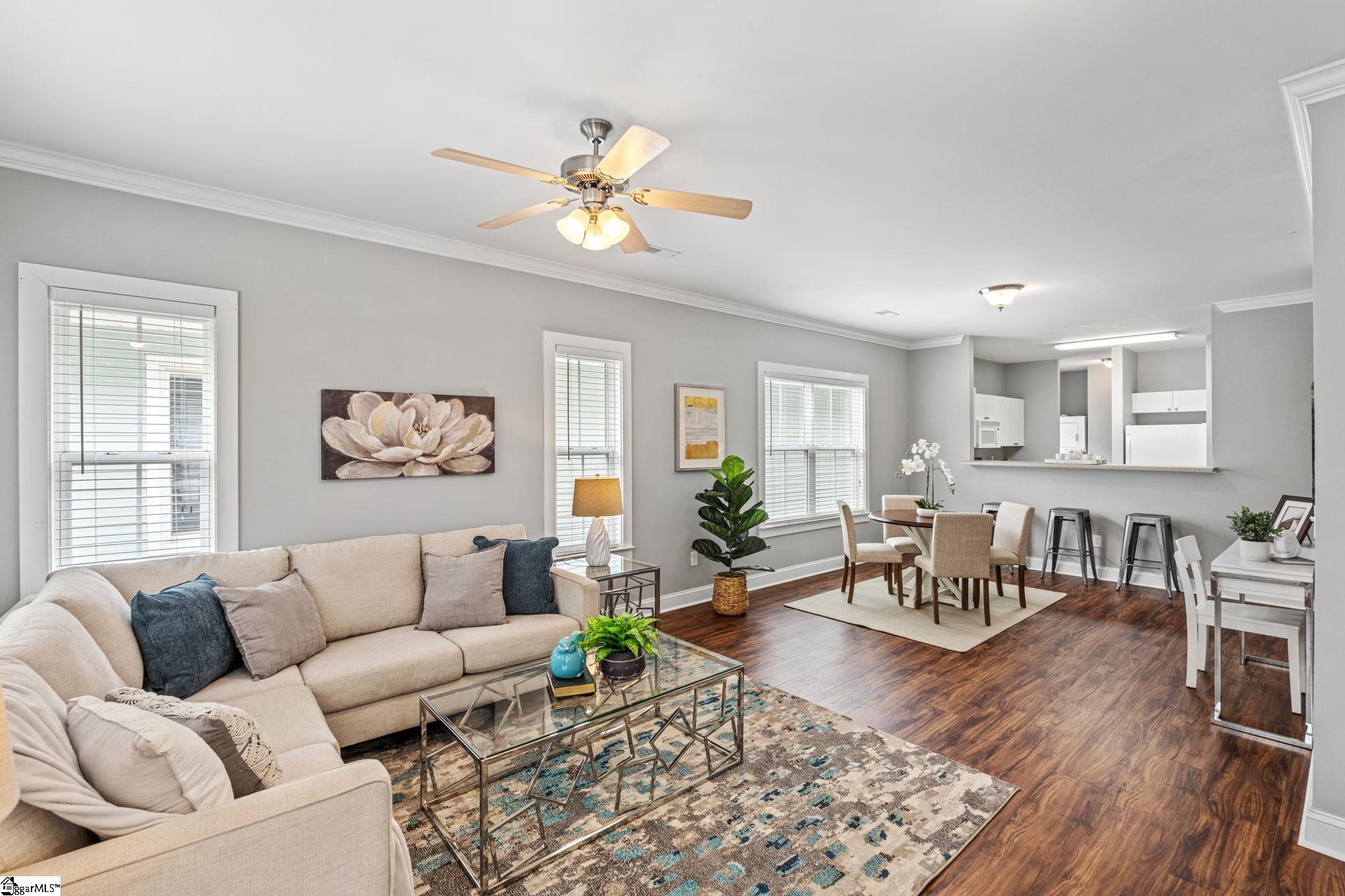 10B Oakhurst Avenue Greenville, SC 29609