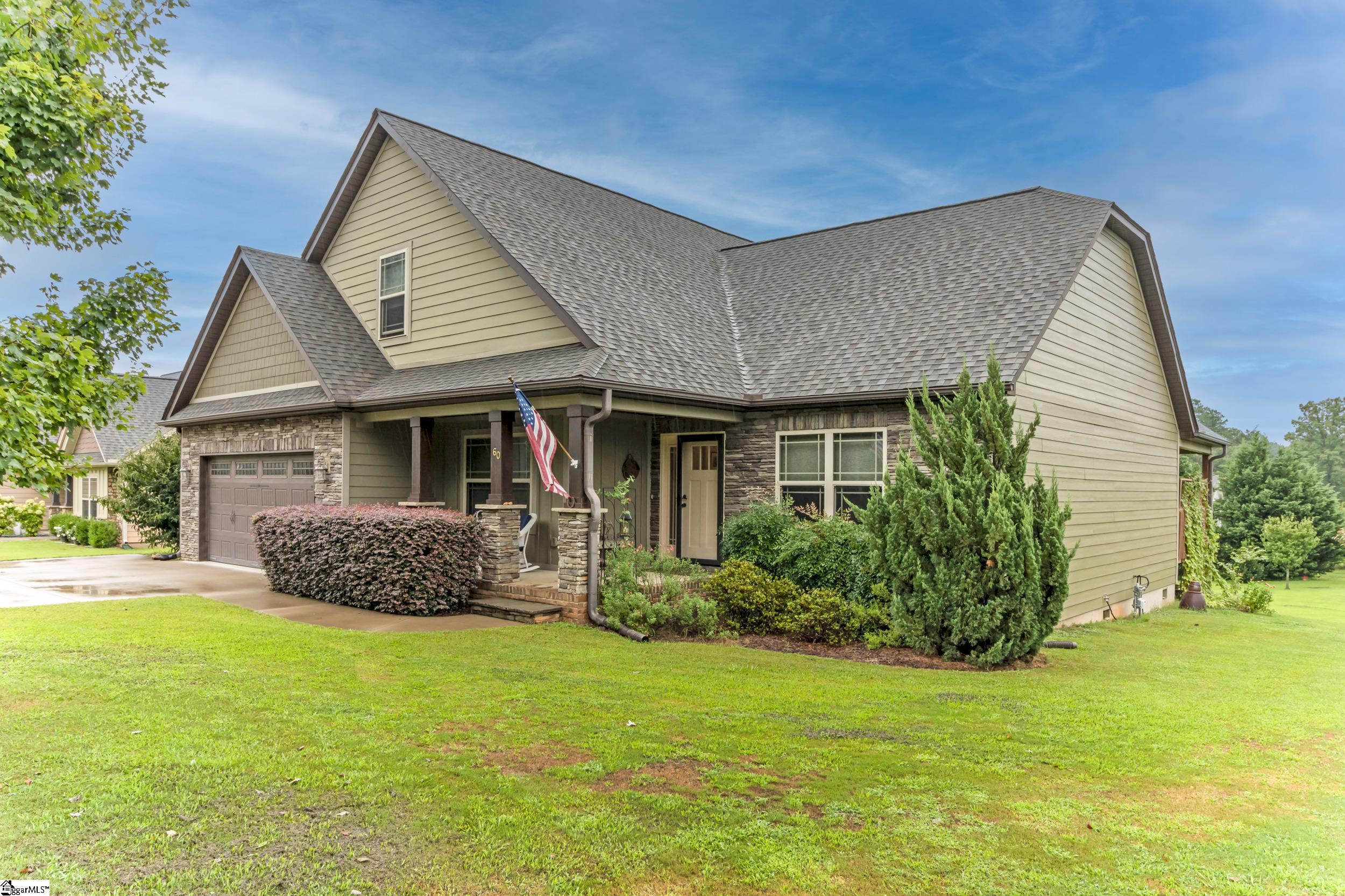 60 W Lakeview Drive Duncan, SC 29334-8201