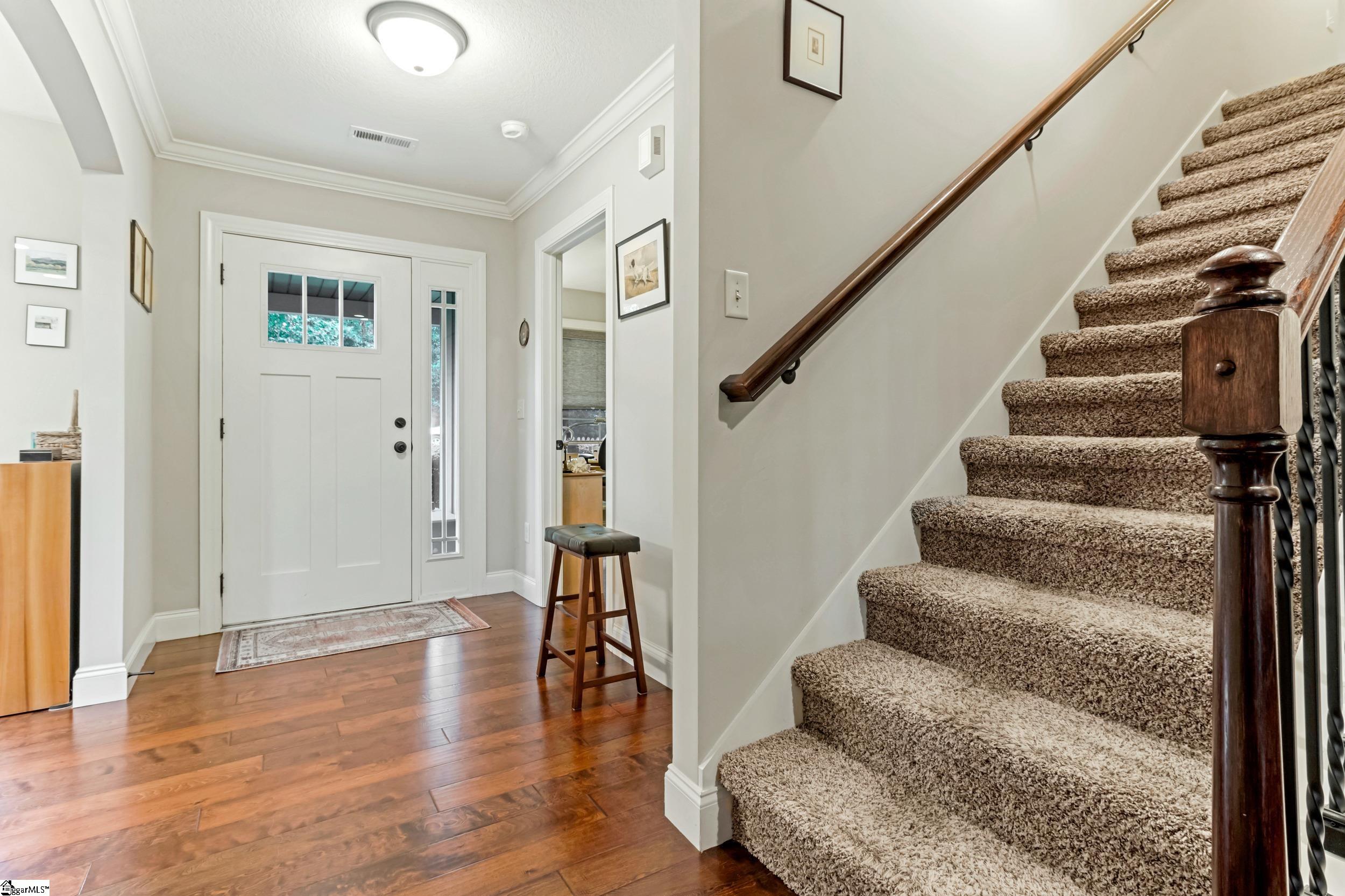 60 W Lakeview Drive Duncan, SC 29334-8201
