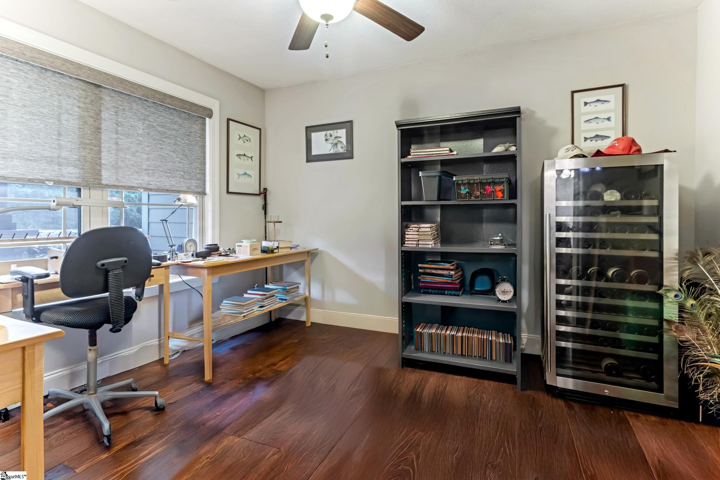 60 W Lakeview Drive Duncan, SC 29334-8201
