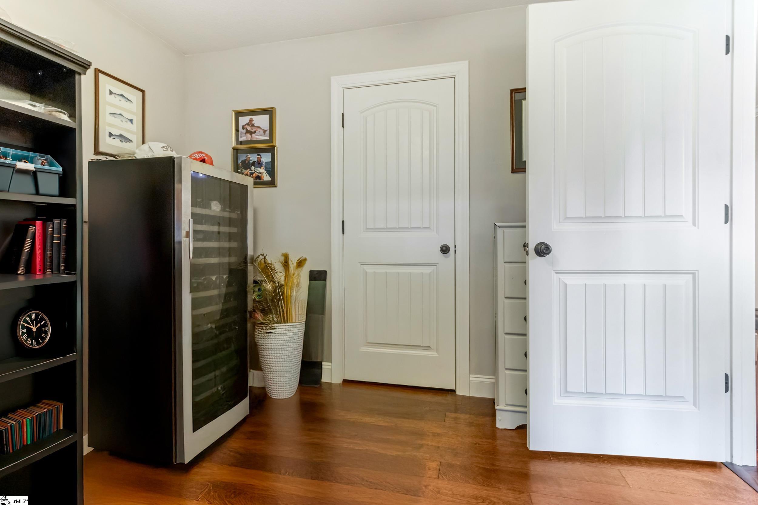 60 W Lakeview Drive Duncan, SC 29334-8201