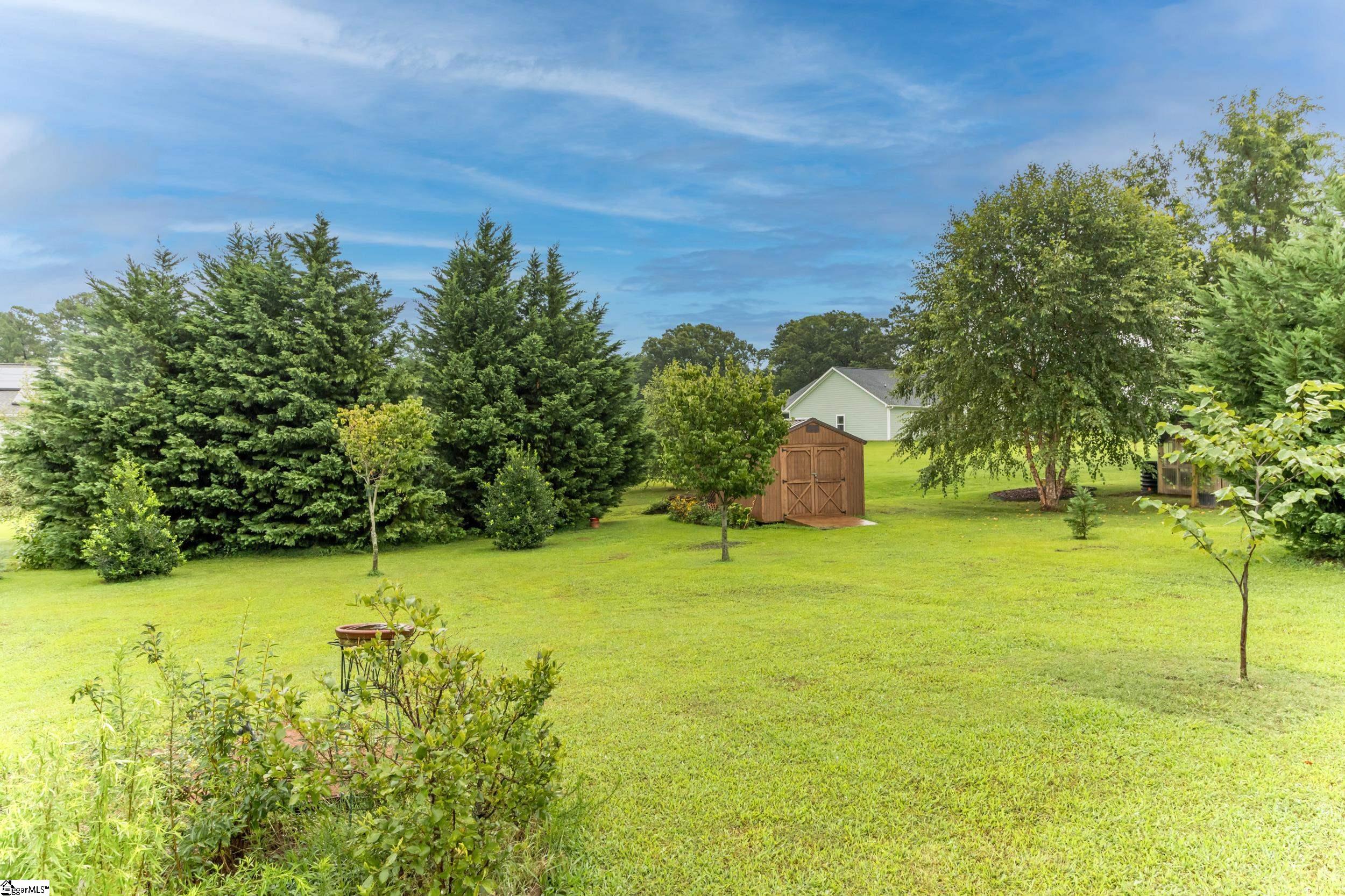 60 W Lakeview Drive Duncan, SC 29334-8201