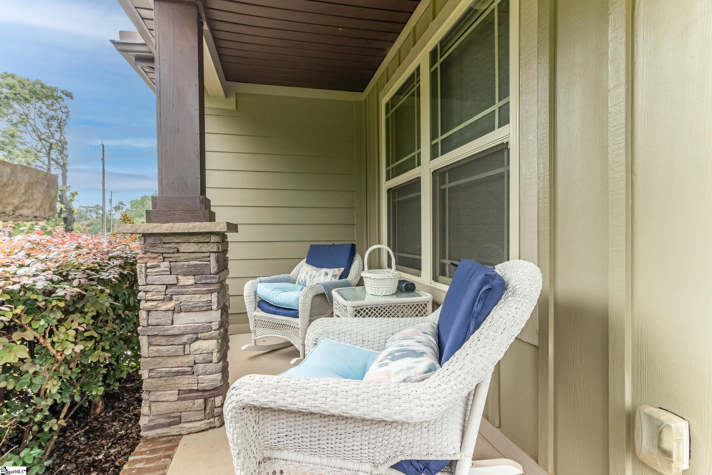 60 W Lakeview Drive Duncan, SC 29334-8201