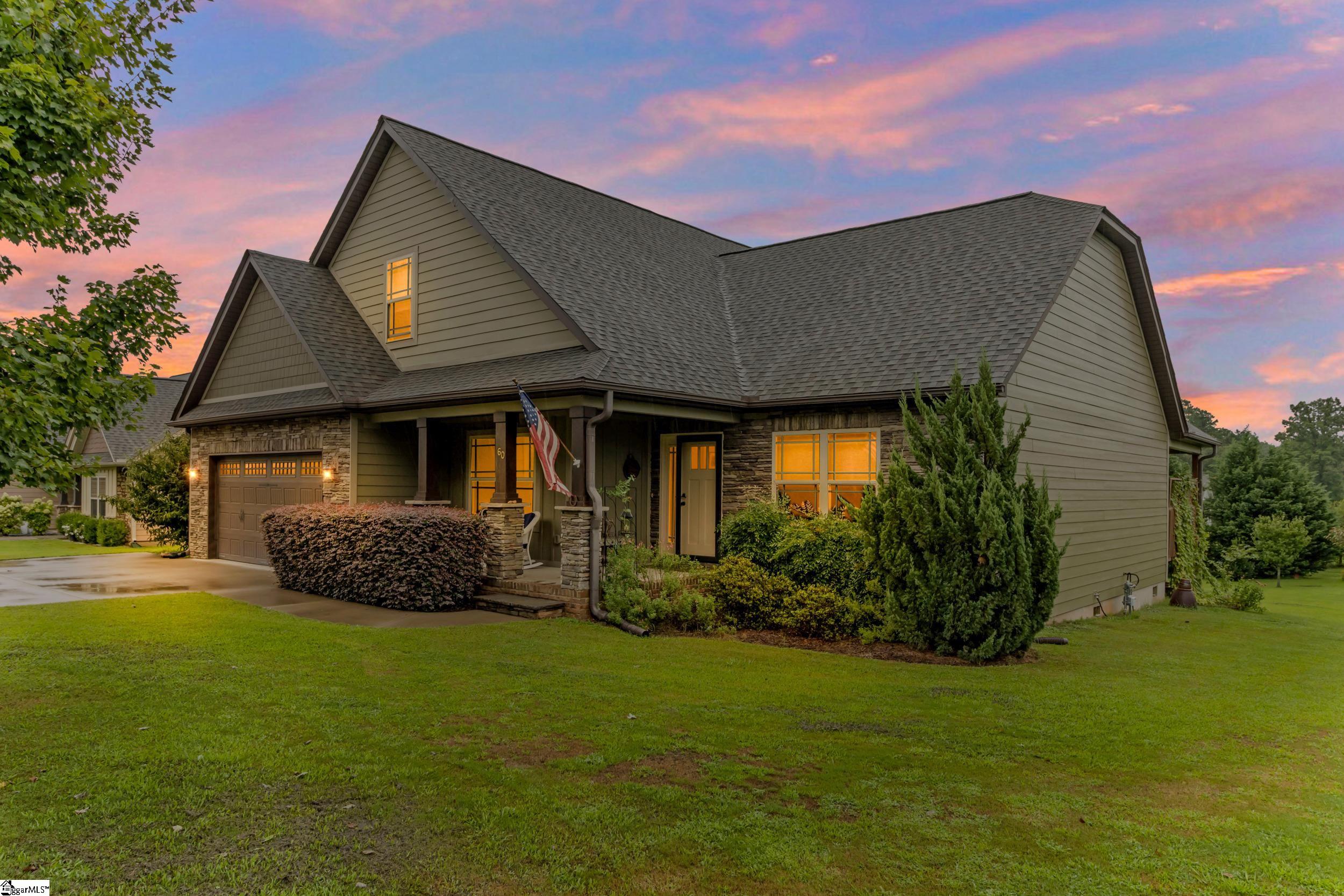 60 W Lakeview Drive Duncan, SC 29334-8201