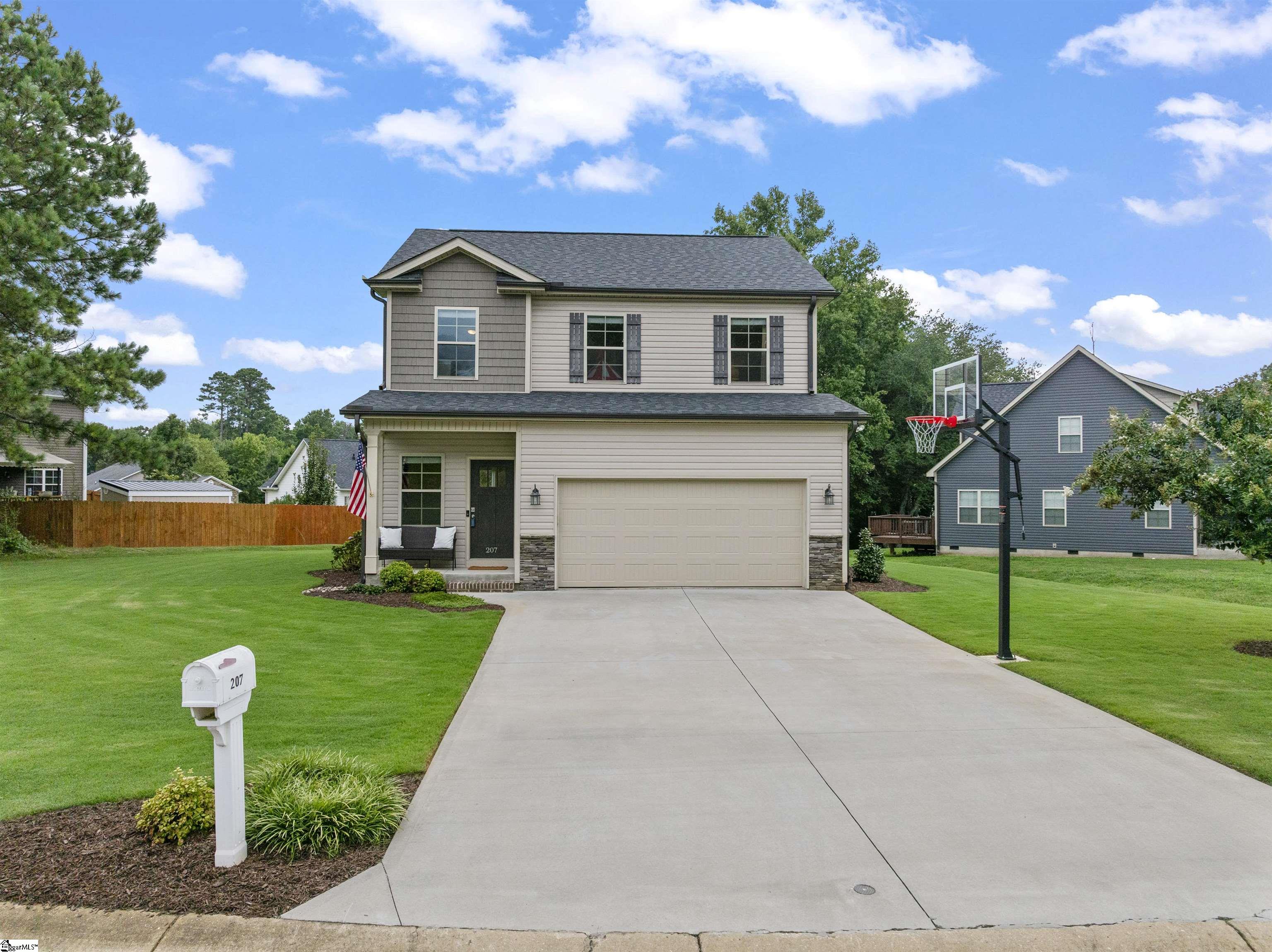 207 Ashwood Lane Anderson, SC 29625