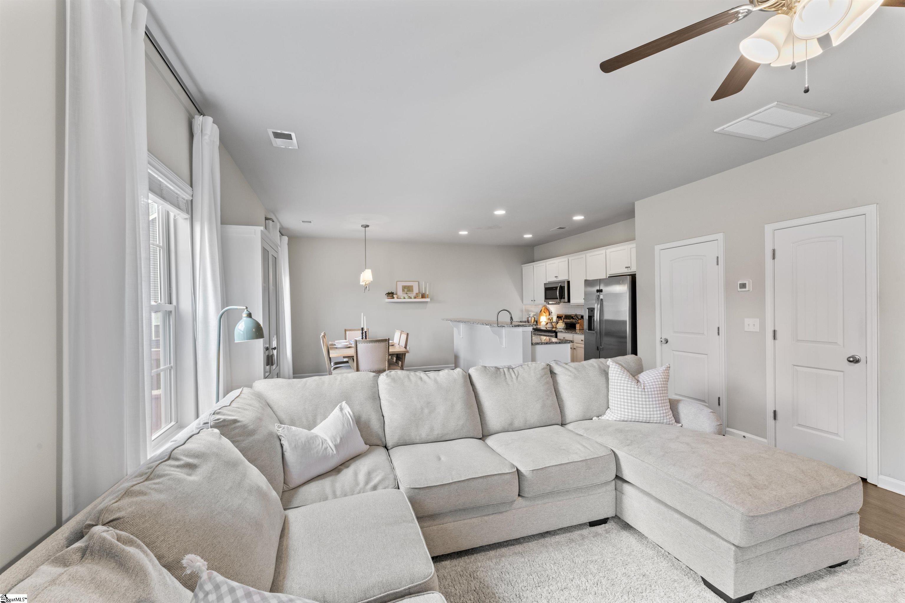 207 Ashwood Lane Anderson, SC 29625