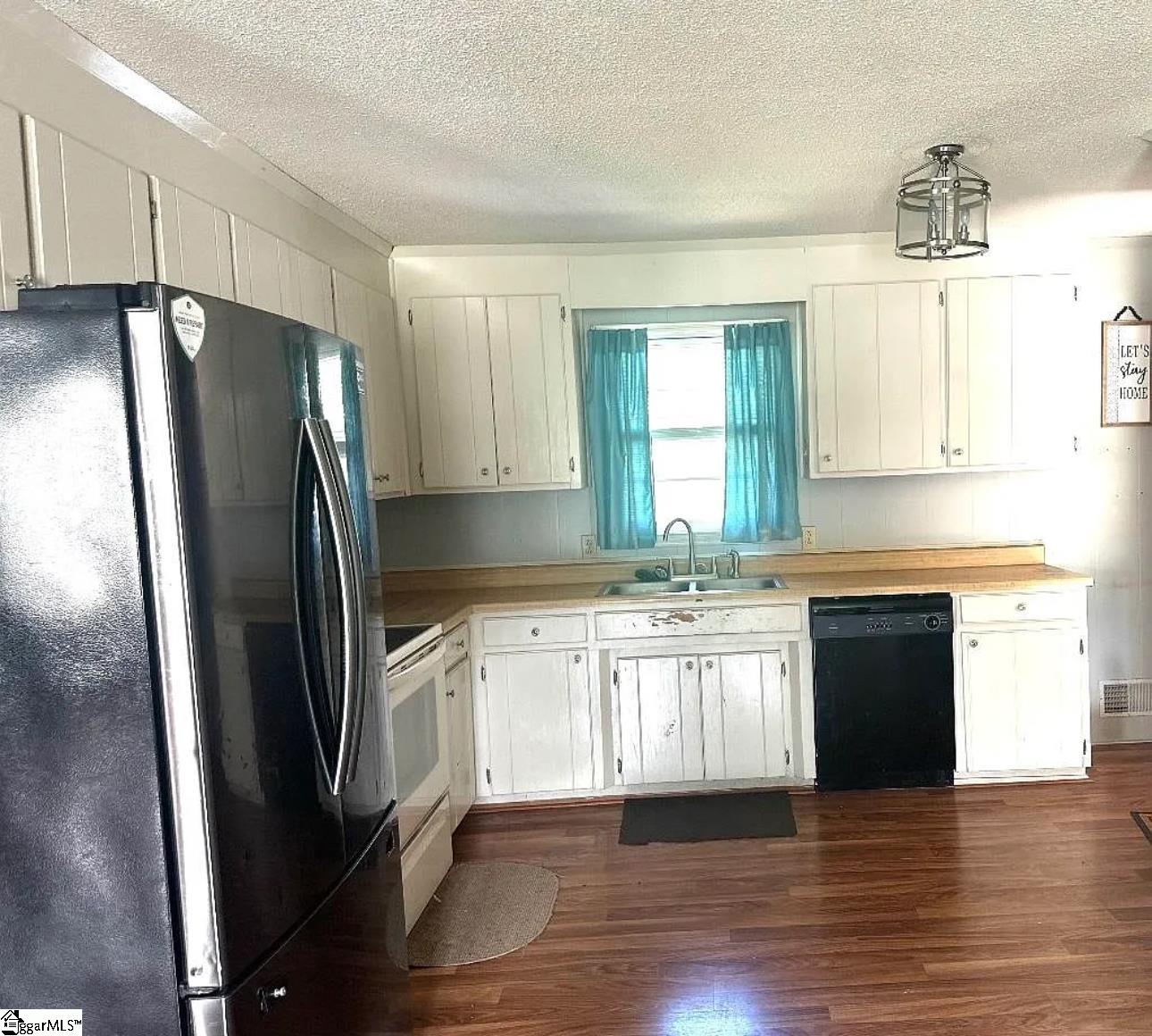 6314 Carmel Drive Spartanburg, SC 29303