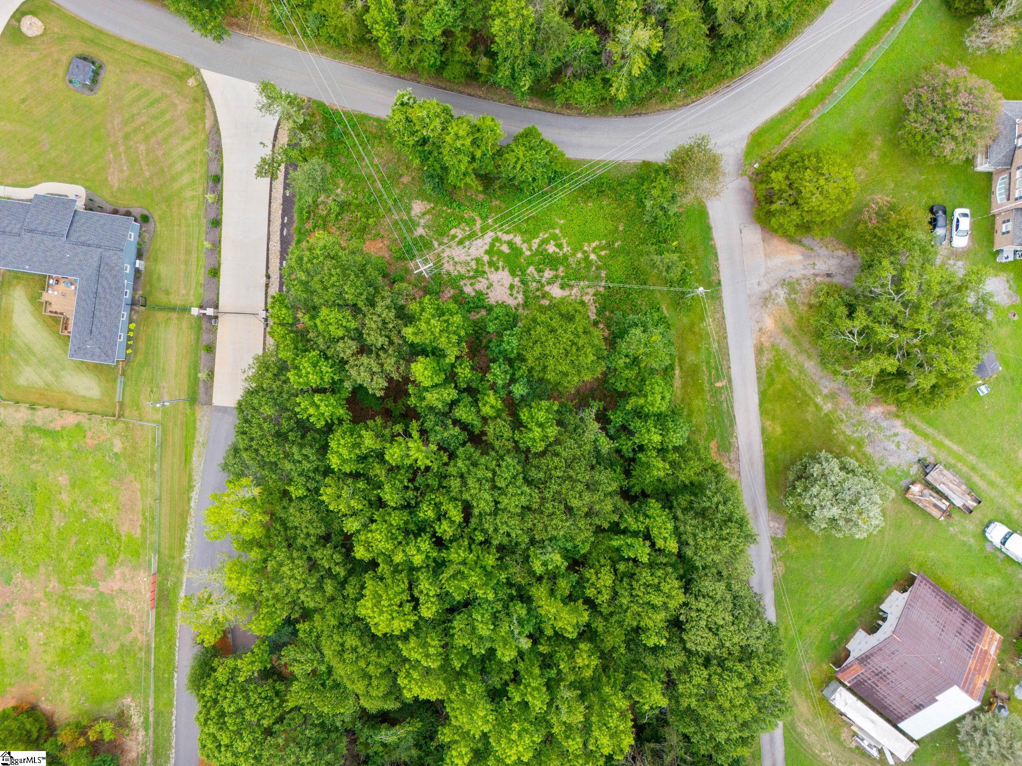 0000 Circle Road Greer, SC 29651