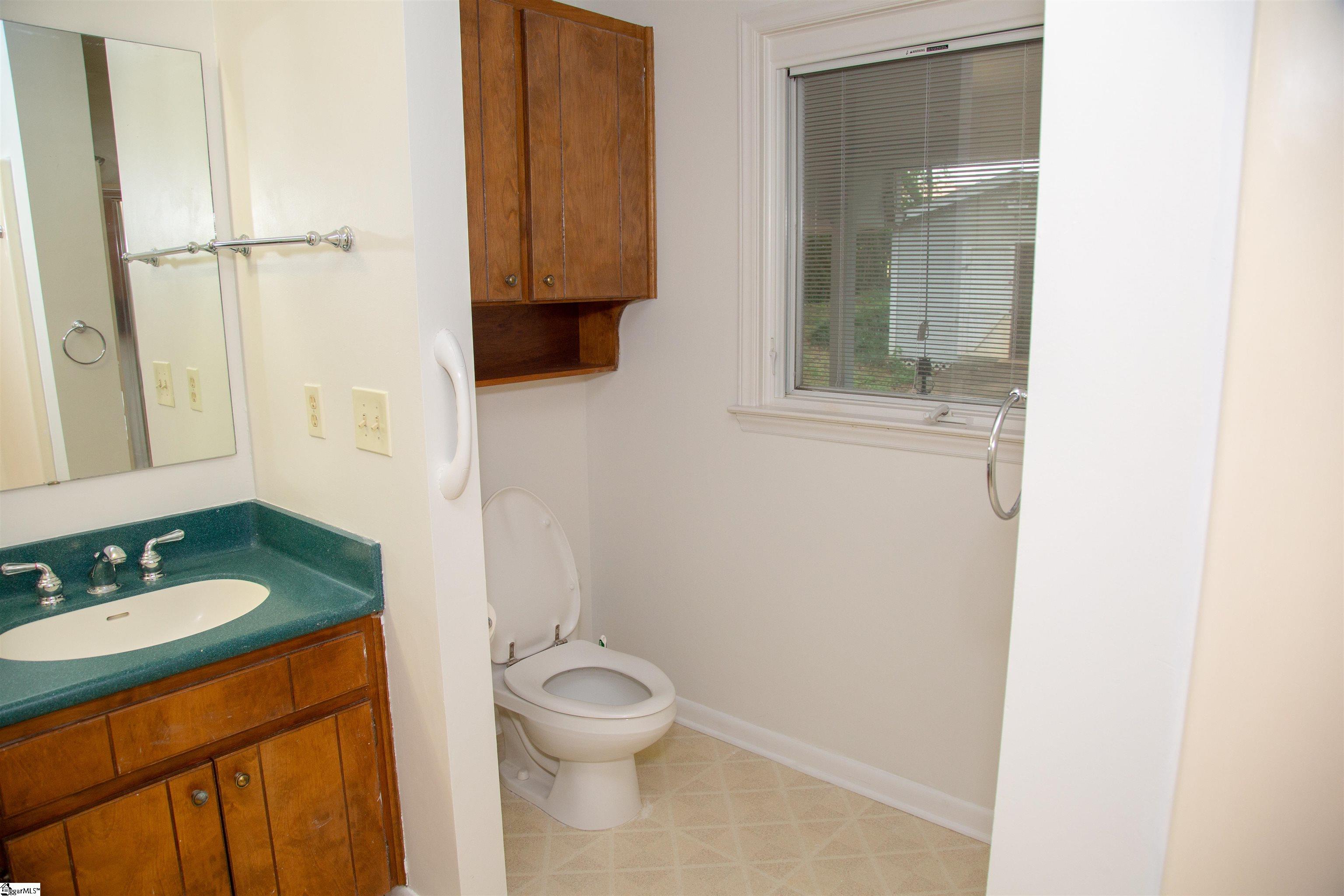 111 Castleford Road Moore, SC 29369