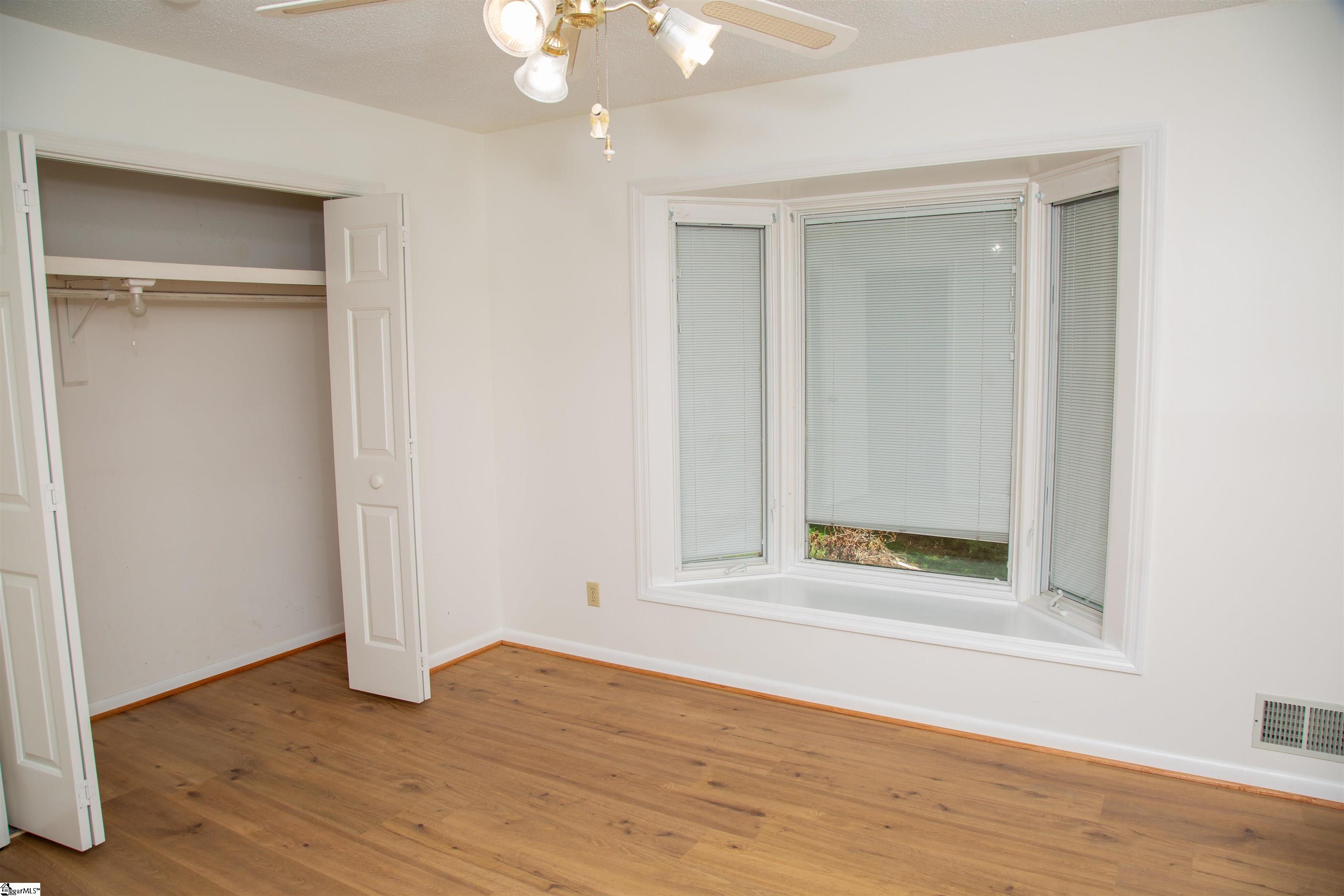 111 Castleford Road Moore, SC 29369