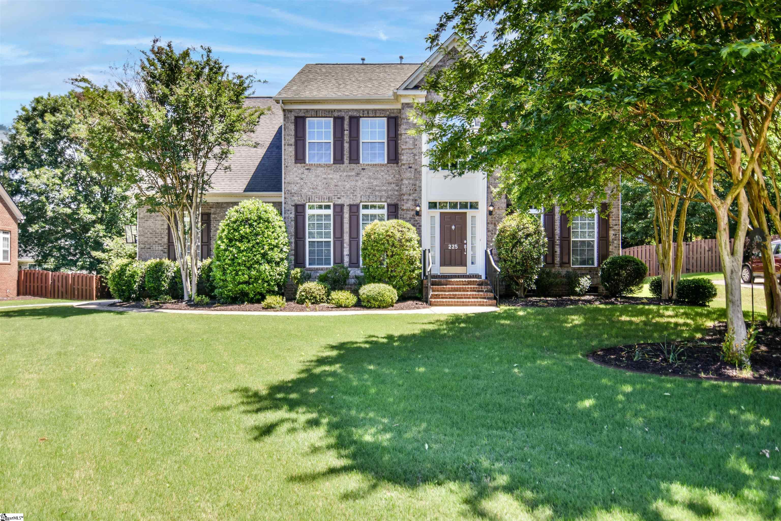 225 Highgrove Court Simpsonville, SC 29681