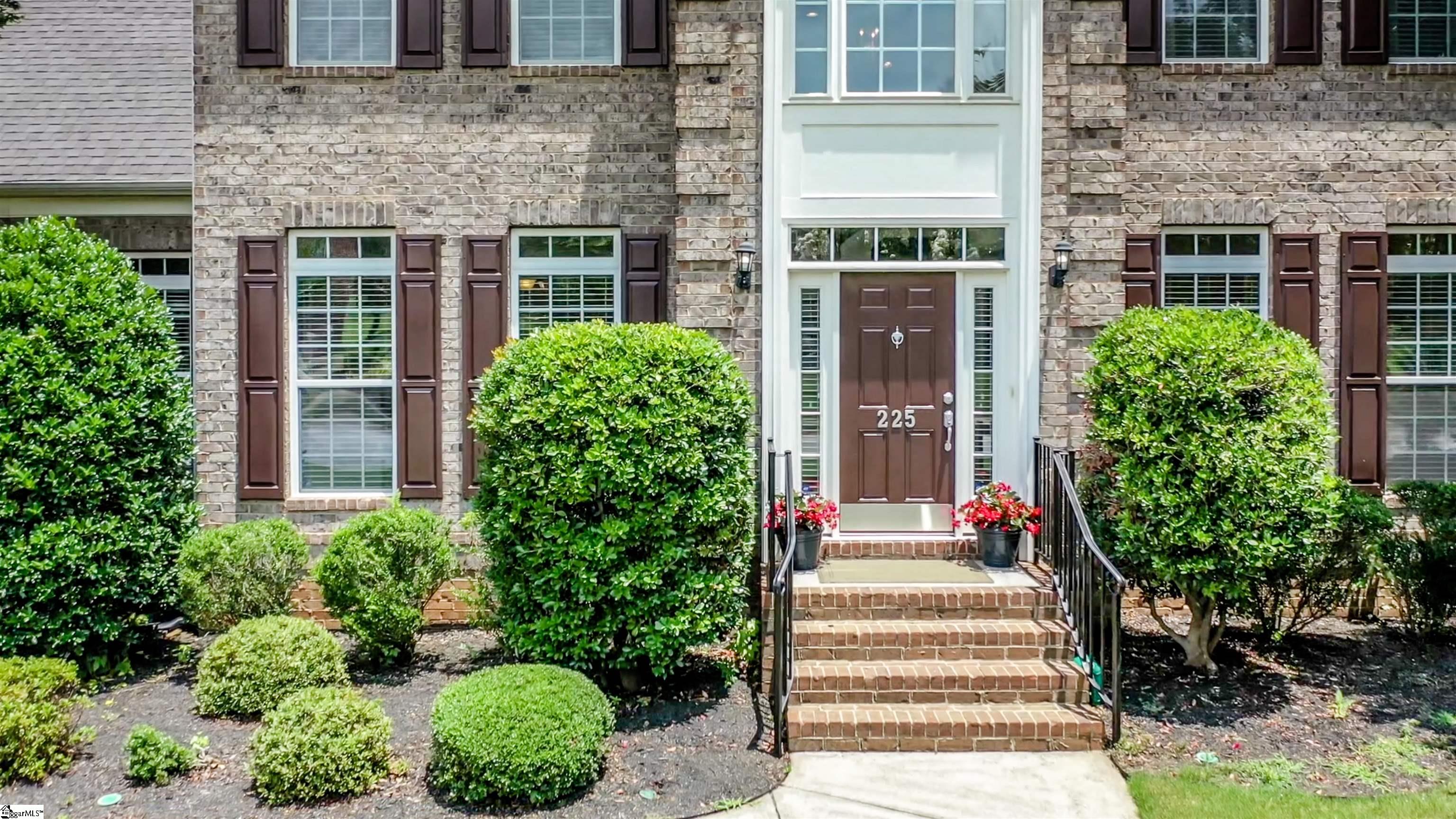 225 Highgrove Court Simpsonville, SC 29681