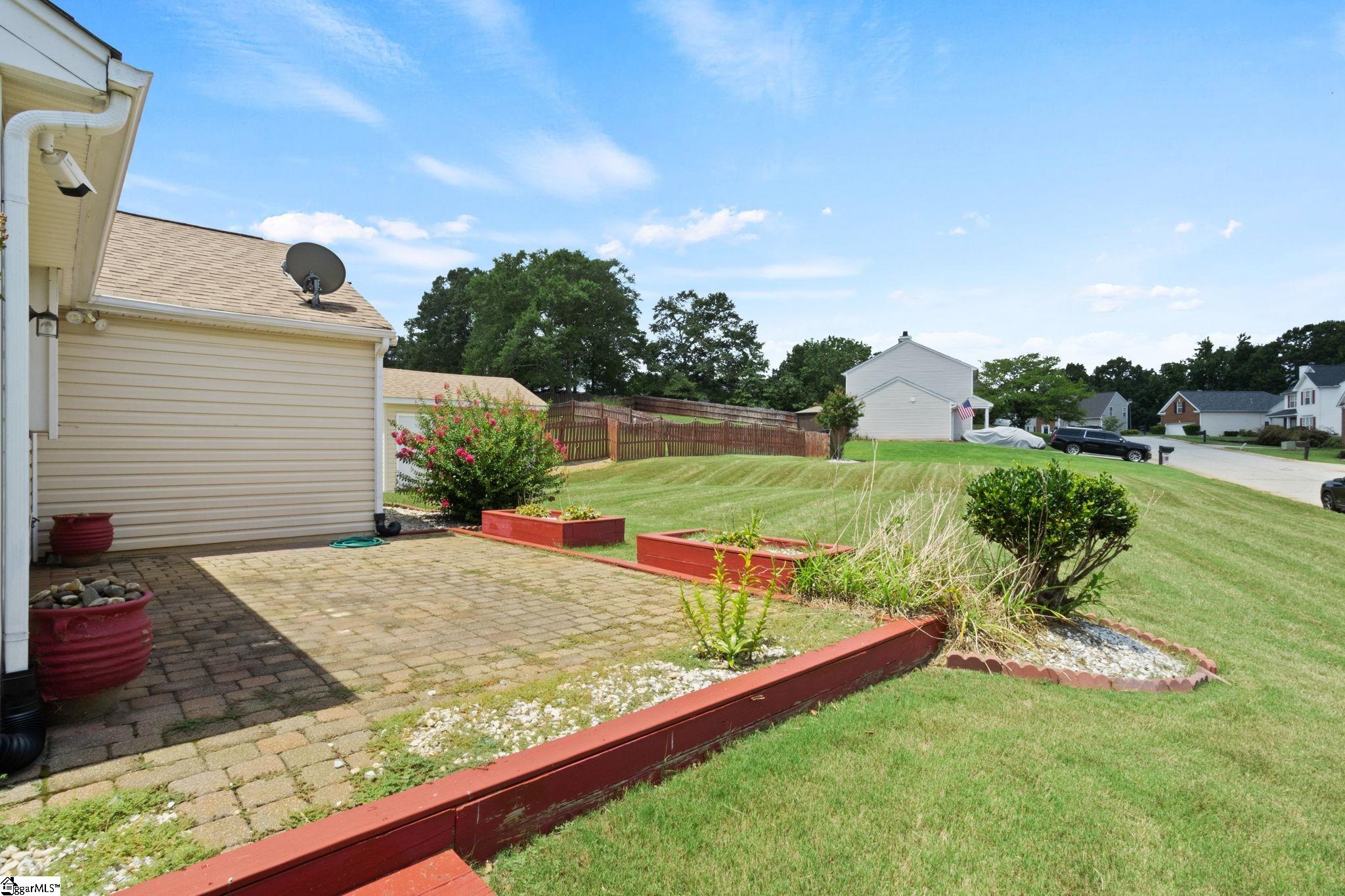 175 Bonnie Woods Drive Greenville, SC 28605