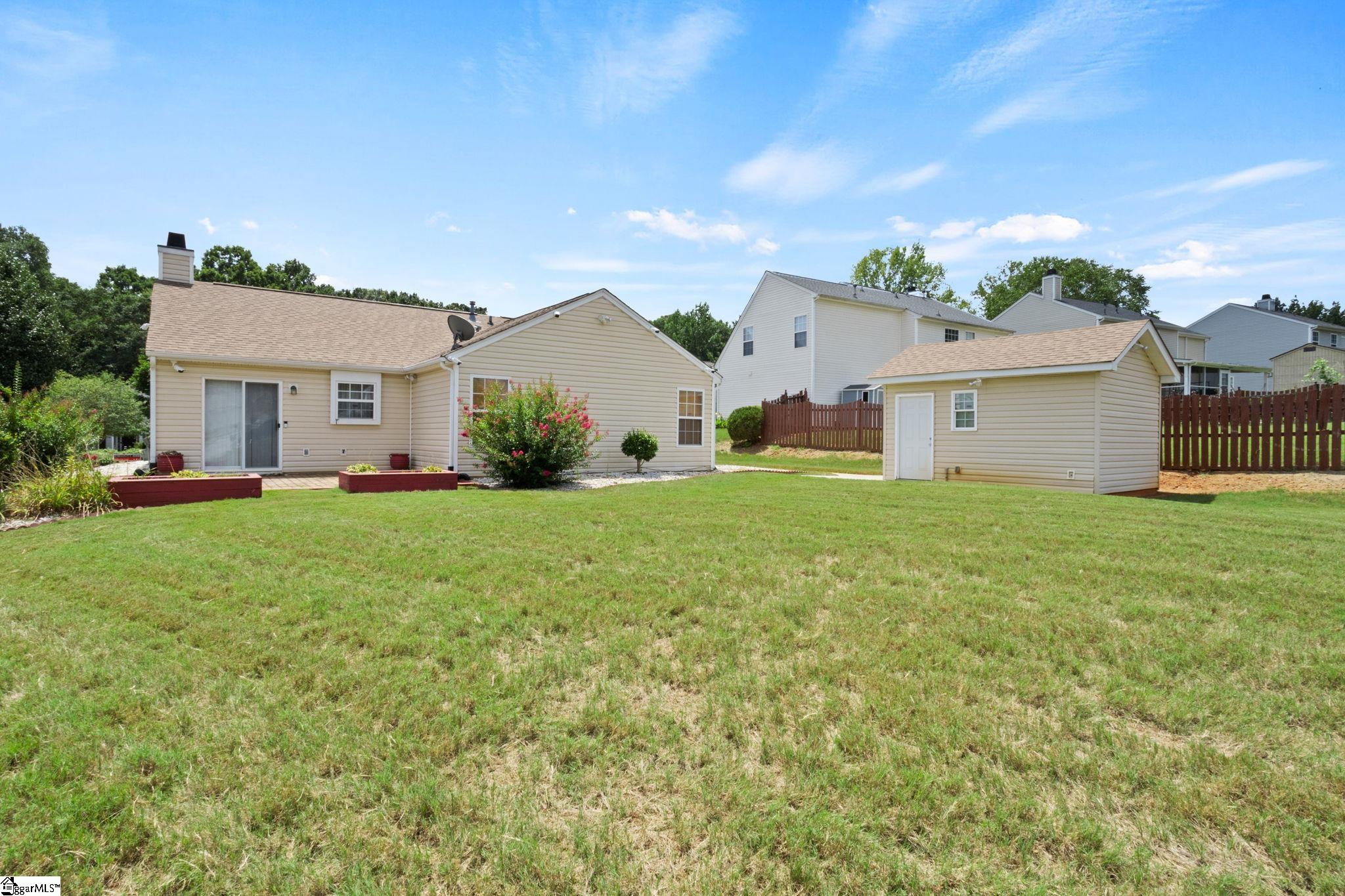 175 Bonnie Woods Drive Greenville, SC 28605