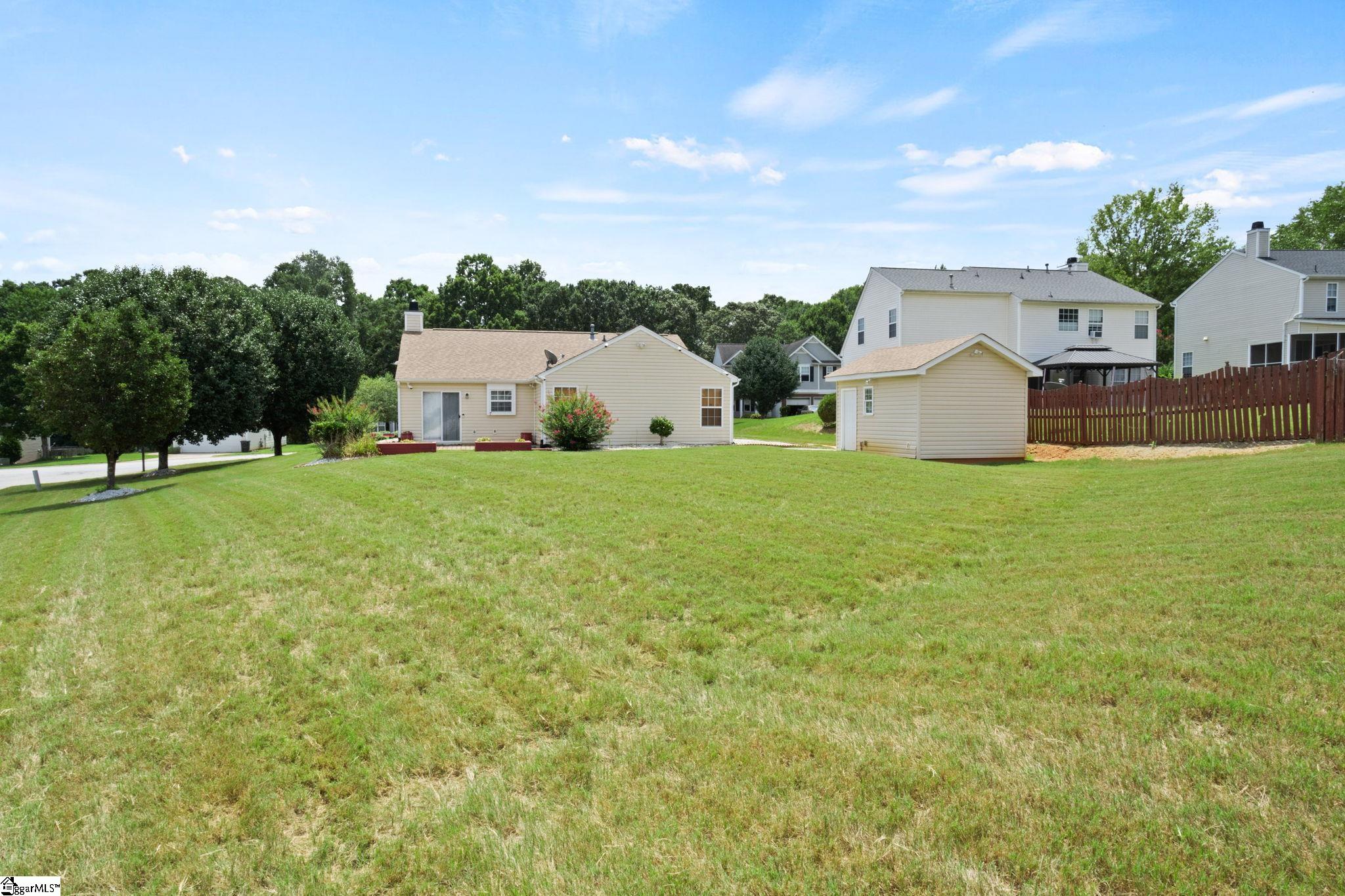 175 Bonnie Woods Drive Greenville, SC 28605