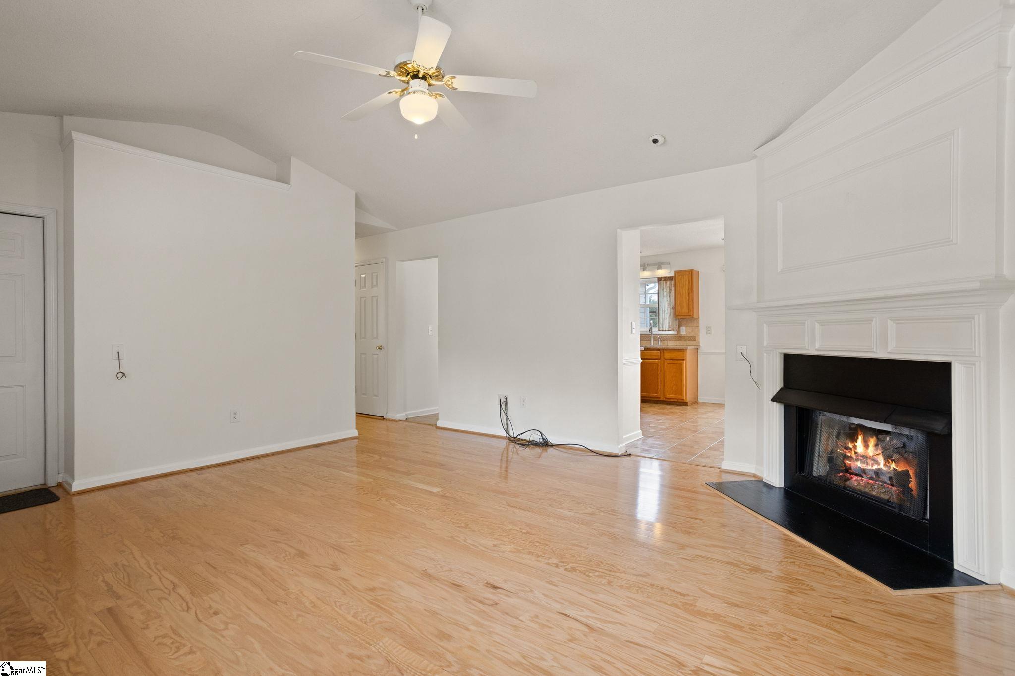 175 Bonnie Woods Drive Greenville, SC 28605