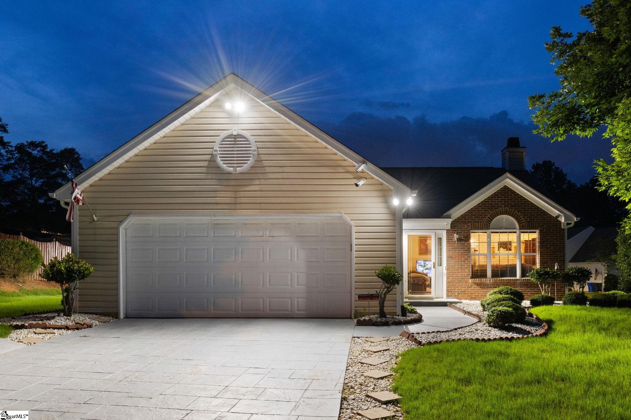 175 Bonnie Woods Drive Greenville, SC 28605