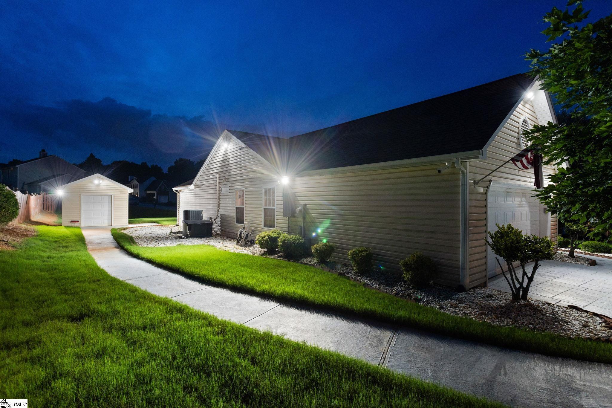 175 Bonnie Woods Drive Greenville, SC 28605