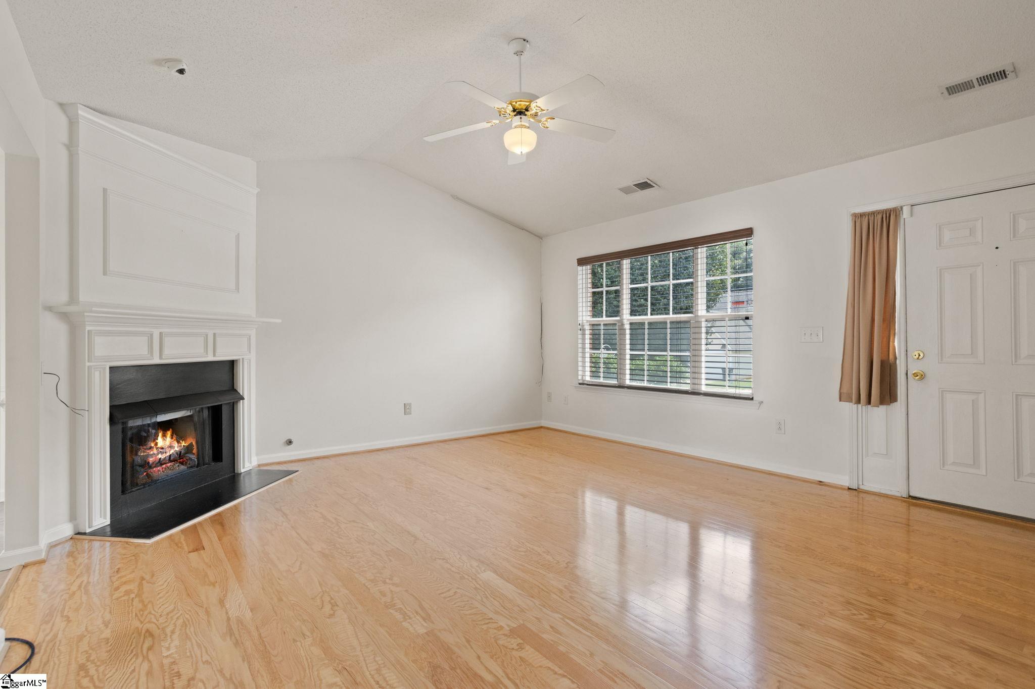 175 Bonnie Woods Drive Greenville, SC 28605