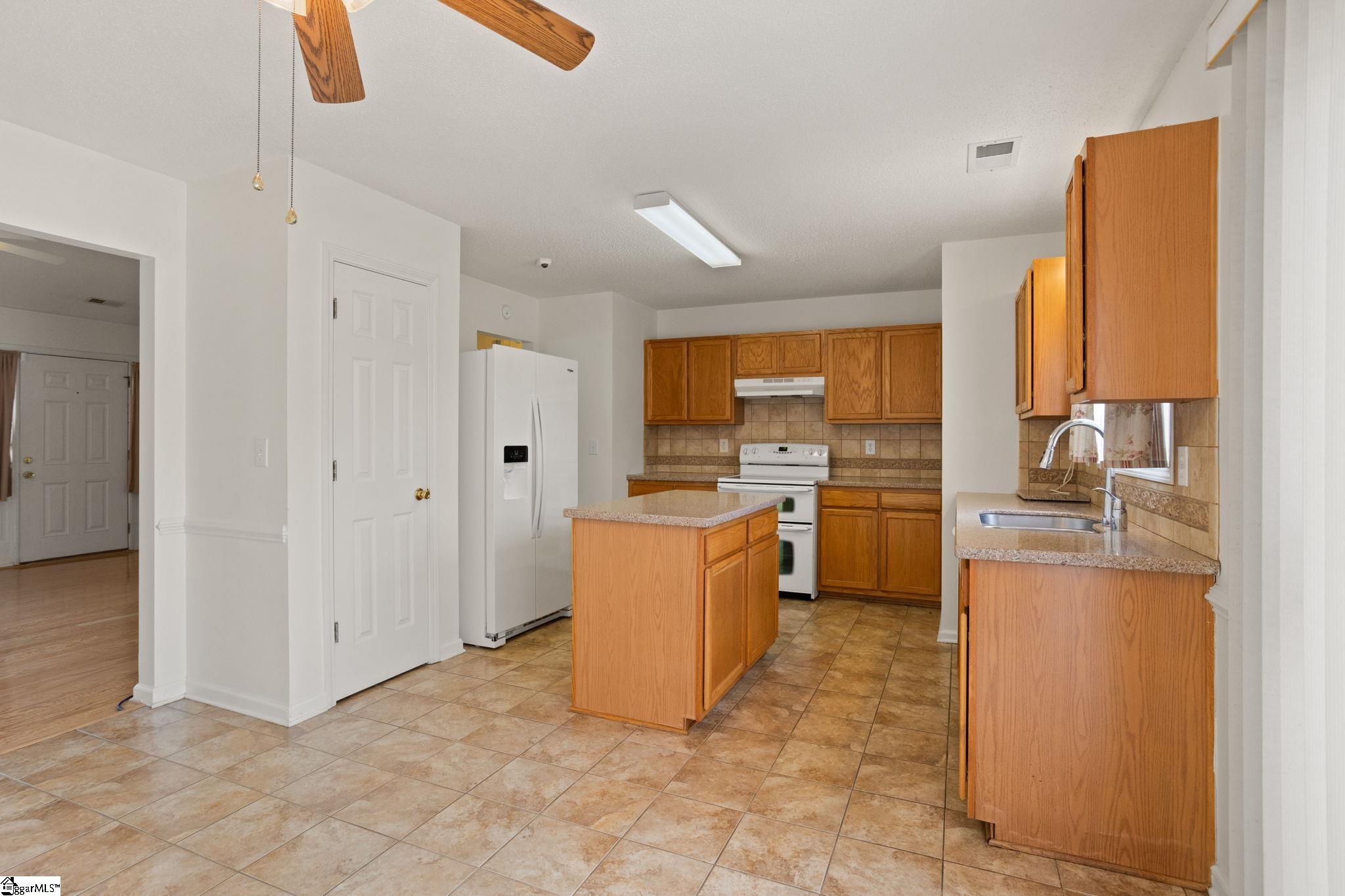 175 Bonnie Woods Drive Greenville, SC 28605