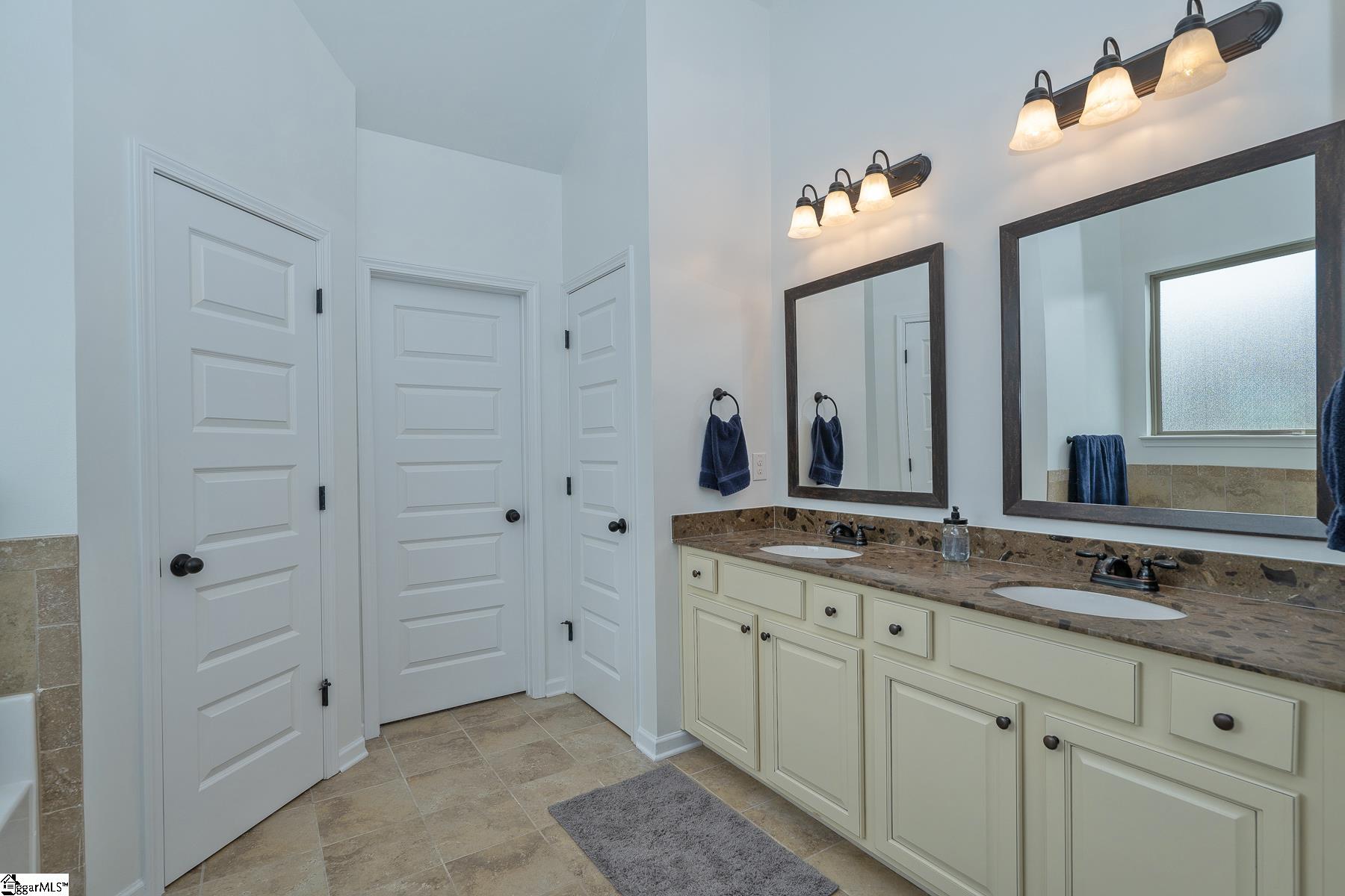 101 Harvest Brook Way Spartanburg, SC 29301