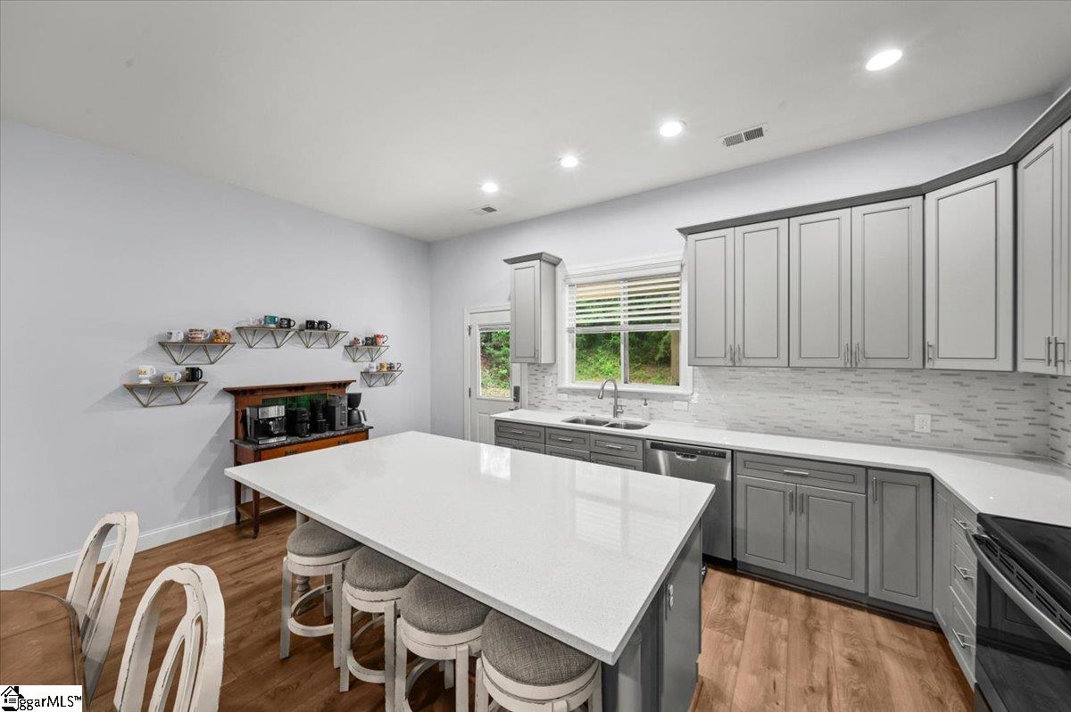 121 Bridgeview Drive Anderson, SC 29625