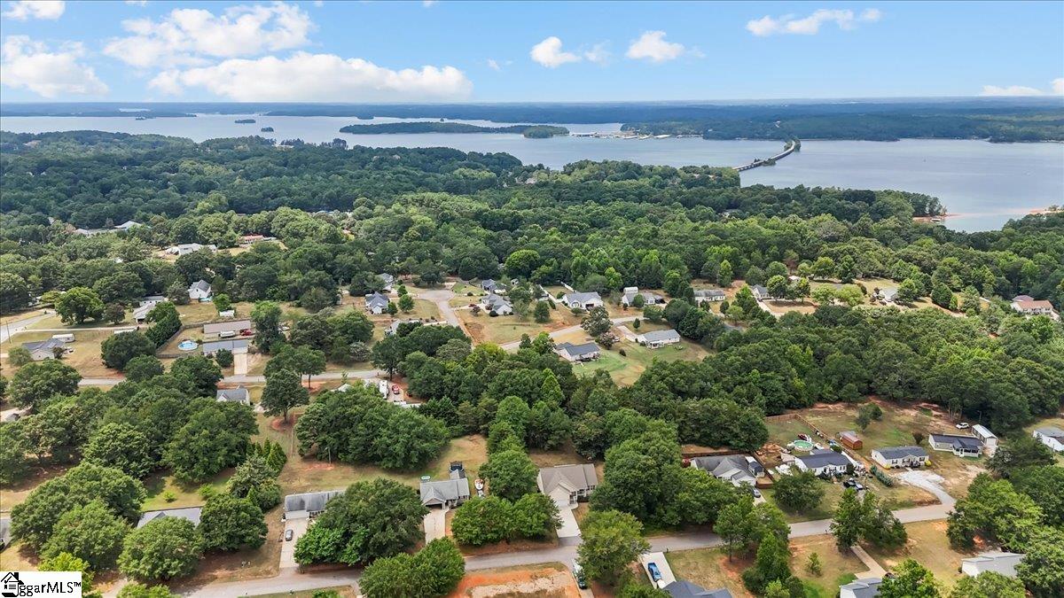 121 Bridgeview Drive Anderson, SC 29625
