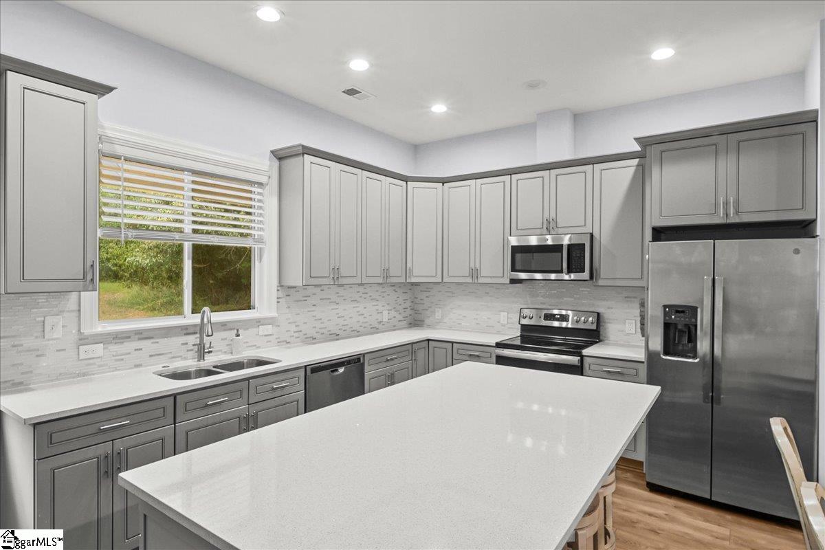 121 Bridgeview Drive Anderson, SC 29625