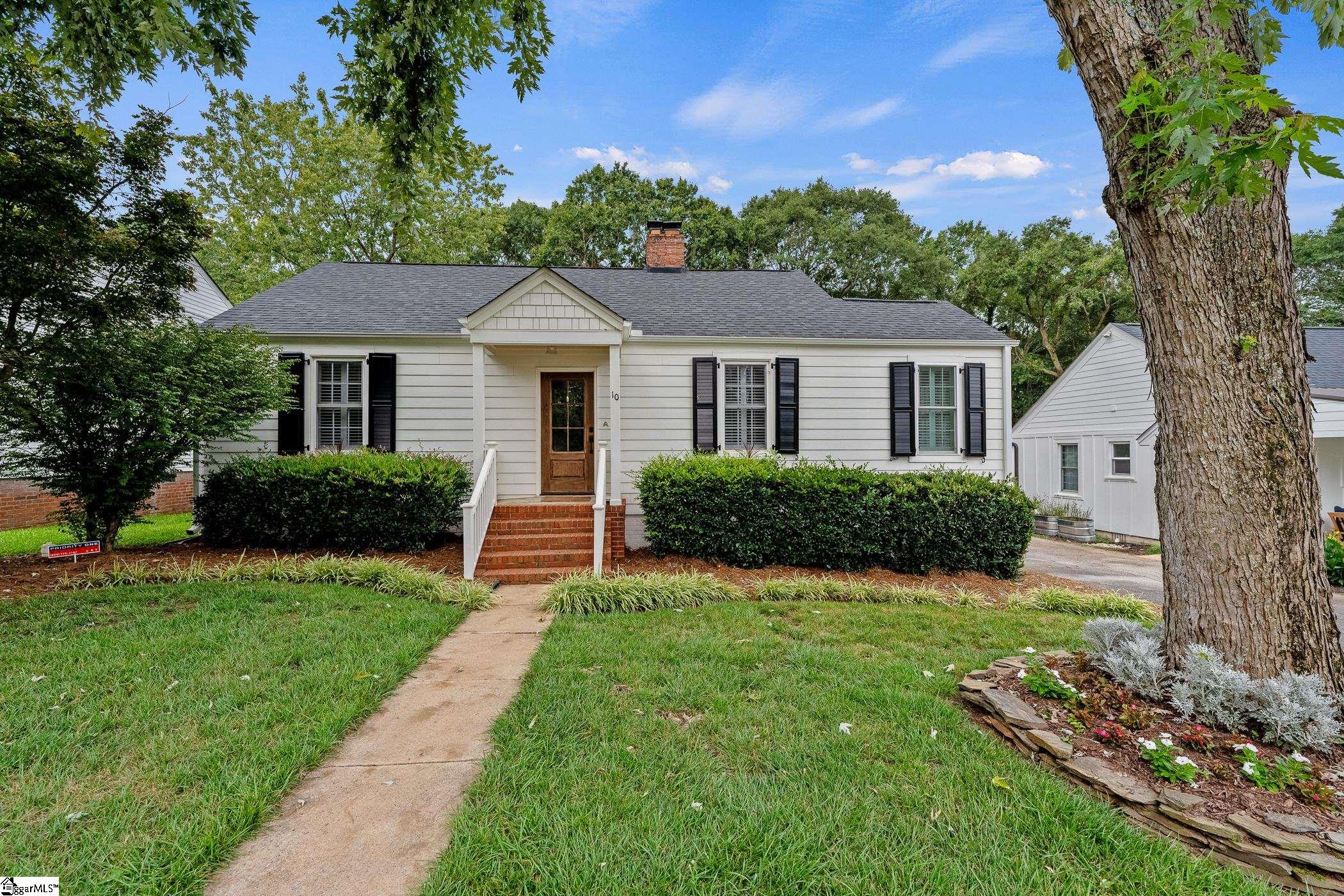 10 Long Hill Street Greenville, SC 29605