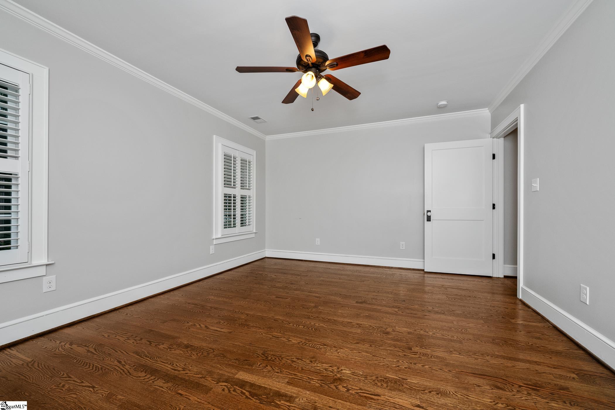 10 Long Hill Street Greenville, SC 29605