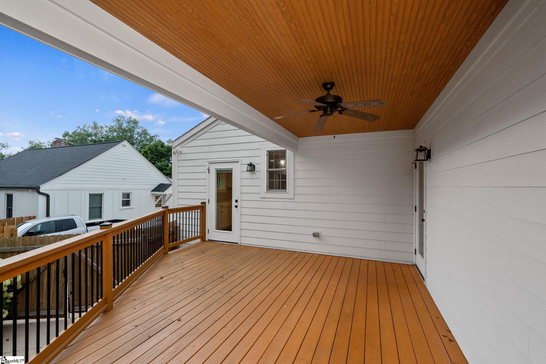 10 Long Hill Street Greenville, SC 29605