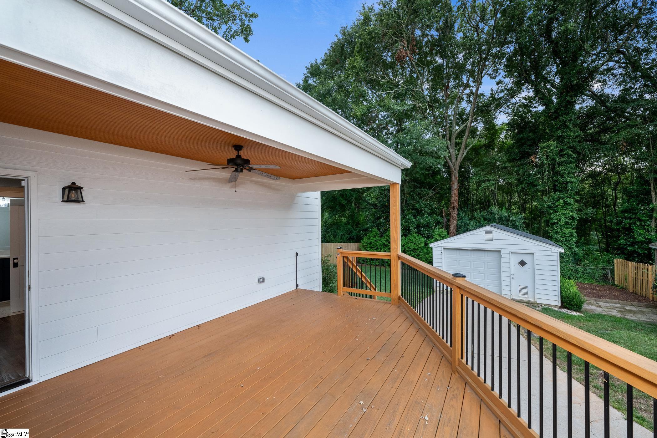 10 Long Hill Street Greenville, SC 29605