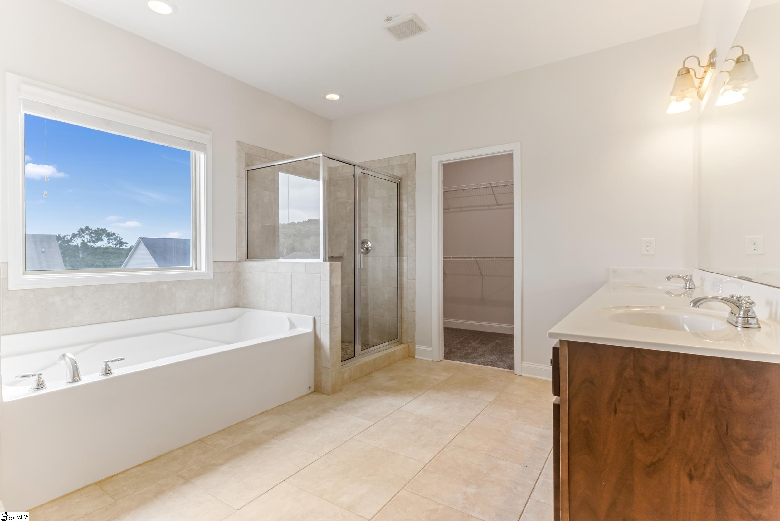 129 Jones Creek Circle Anderson, SC 29621