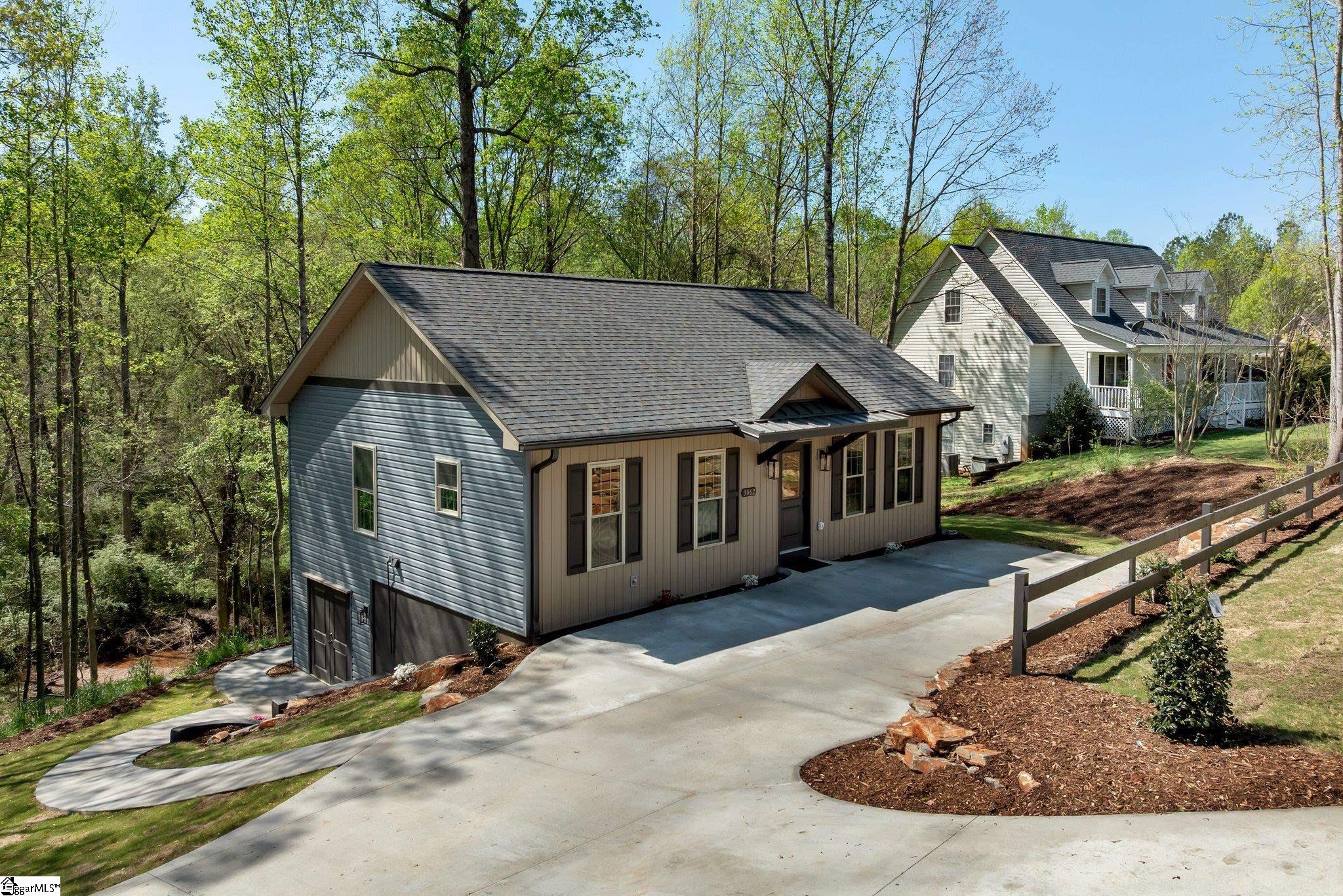 3062 Woodale Circle Seneca, SC 29693
