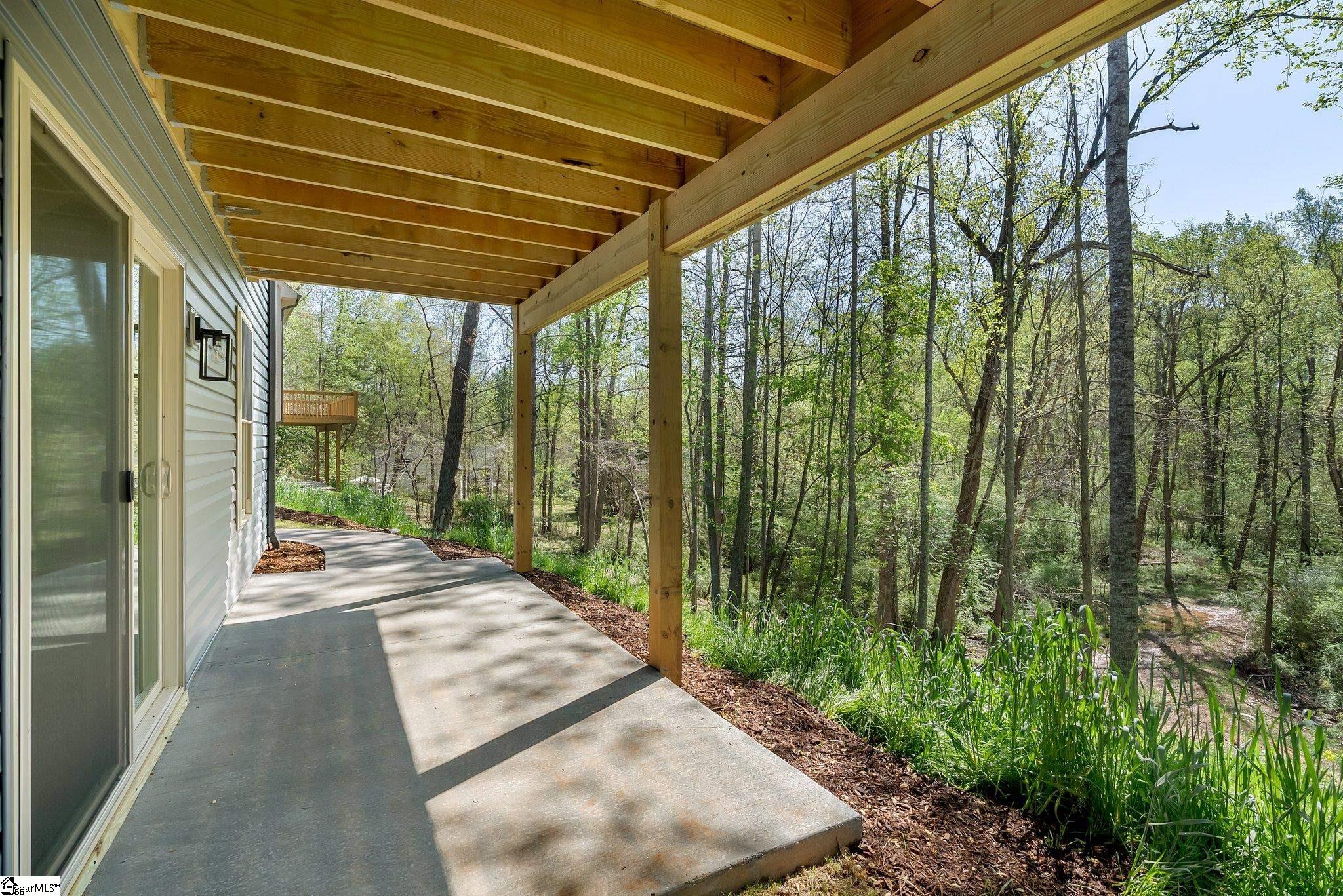 3062 Woodale Circle Seneca, SC 29693