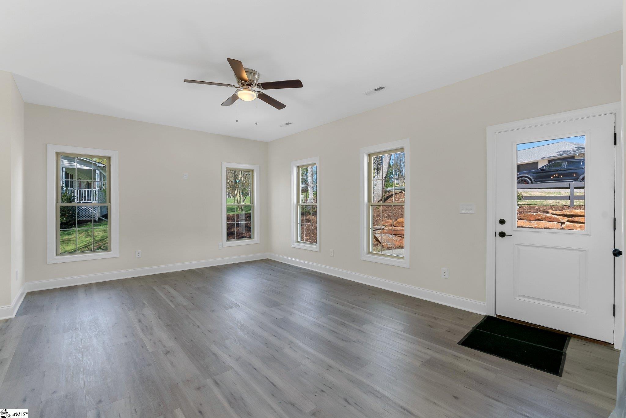 3062 Woodale Circle Seneca, SC 29693