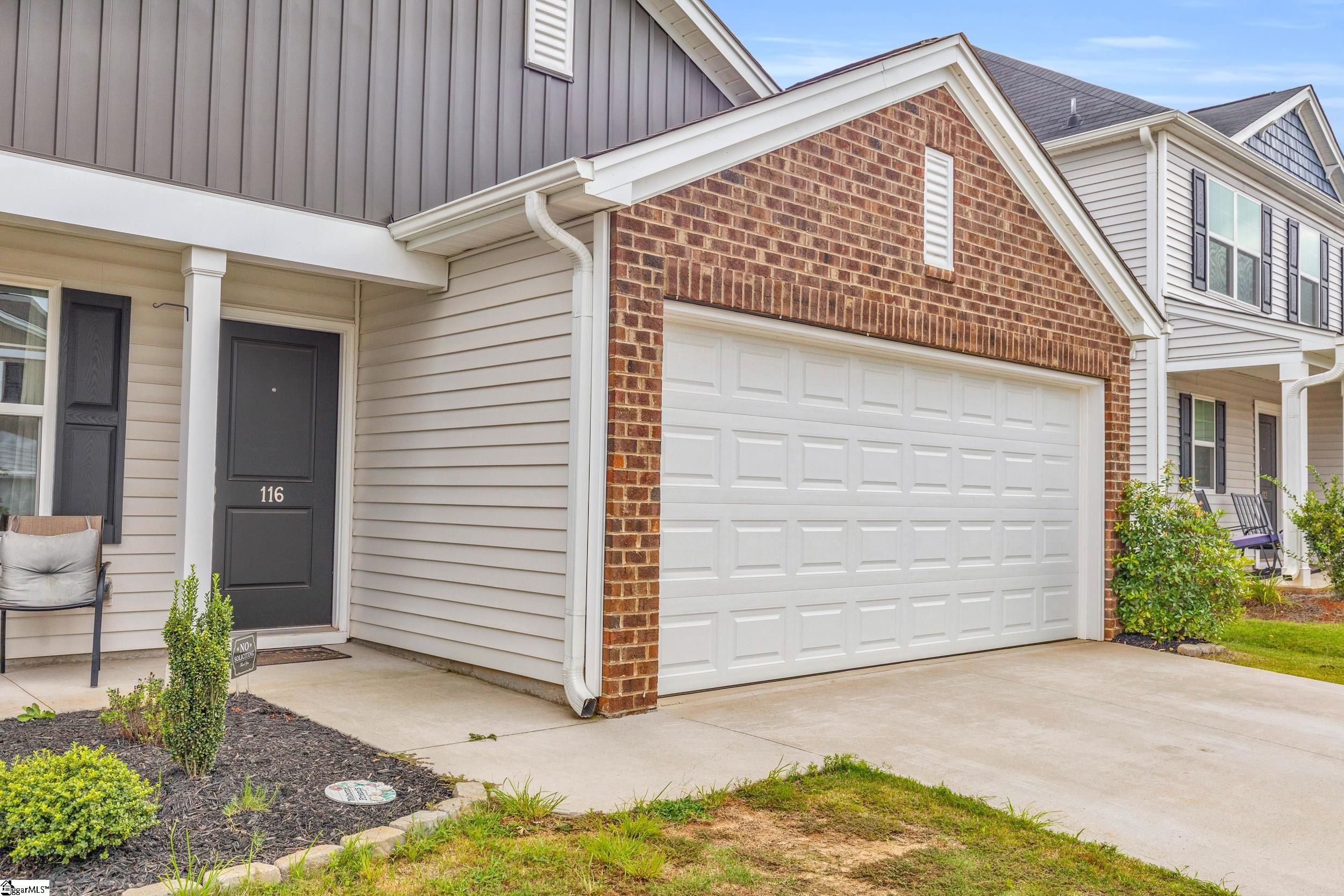 116 W Compass Way Easley, SC 29640